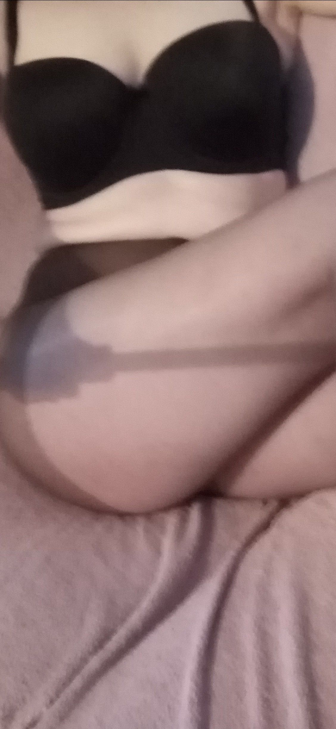 https://cdn.adultwork.com/gallery/G12/8402917.jpg