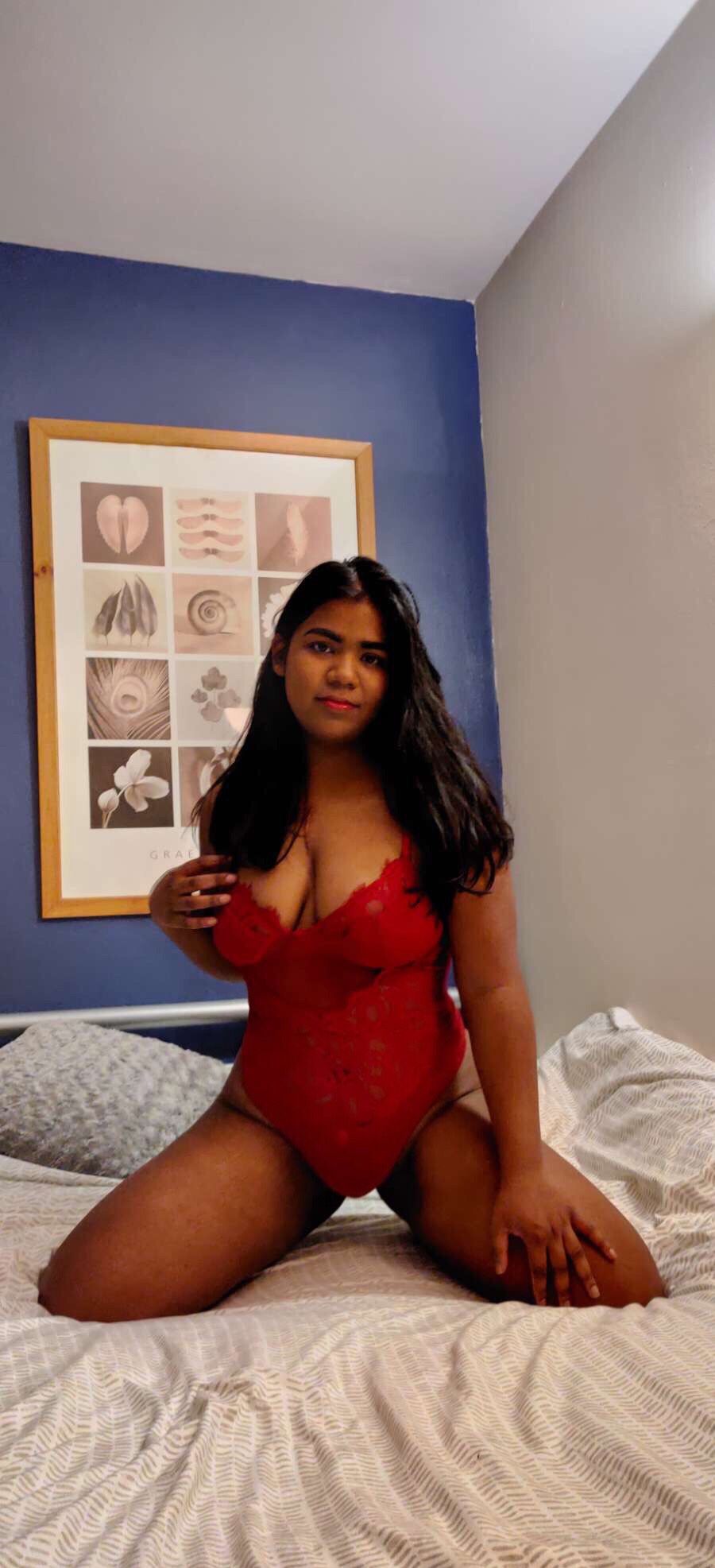 https://cdn.adultwork.com/gallery/G12/8408044.jpg