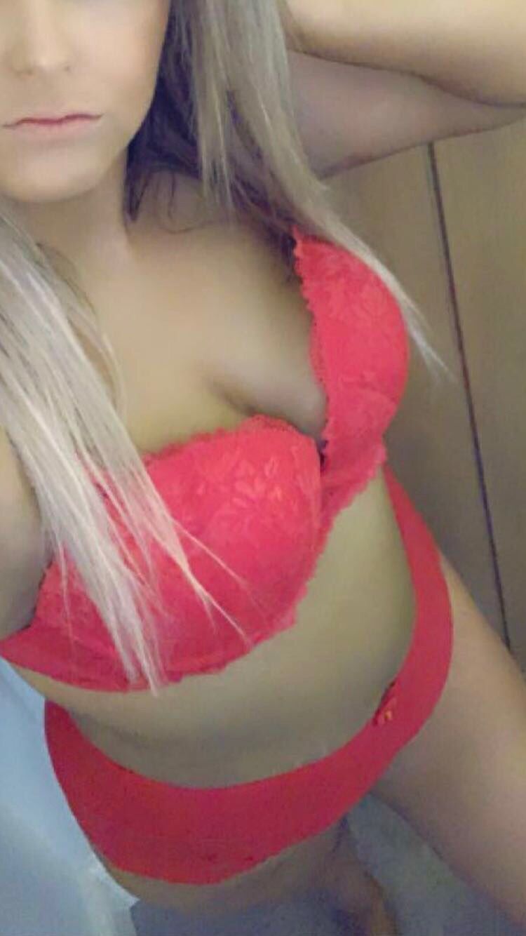 https://cdn.adultwork.com/gallery/G12/8409057.jpg