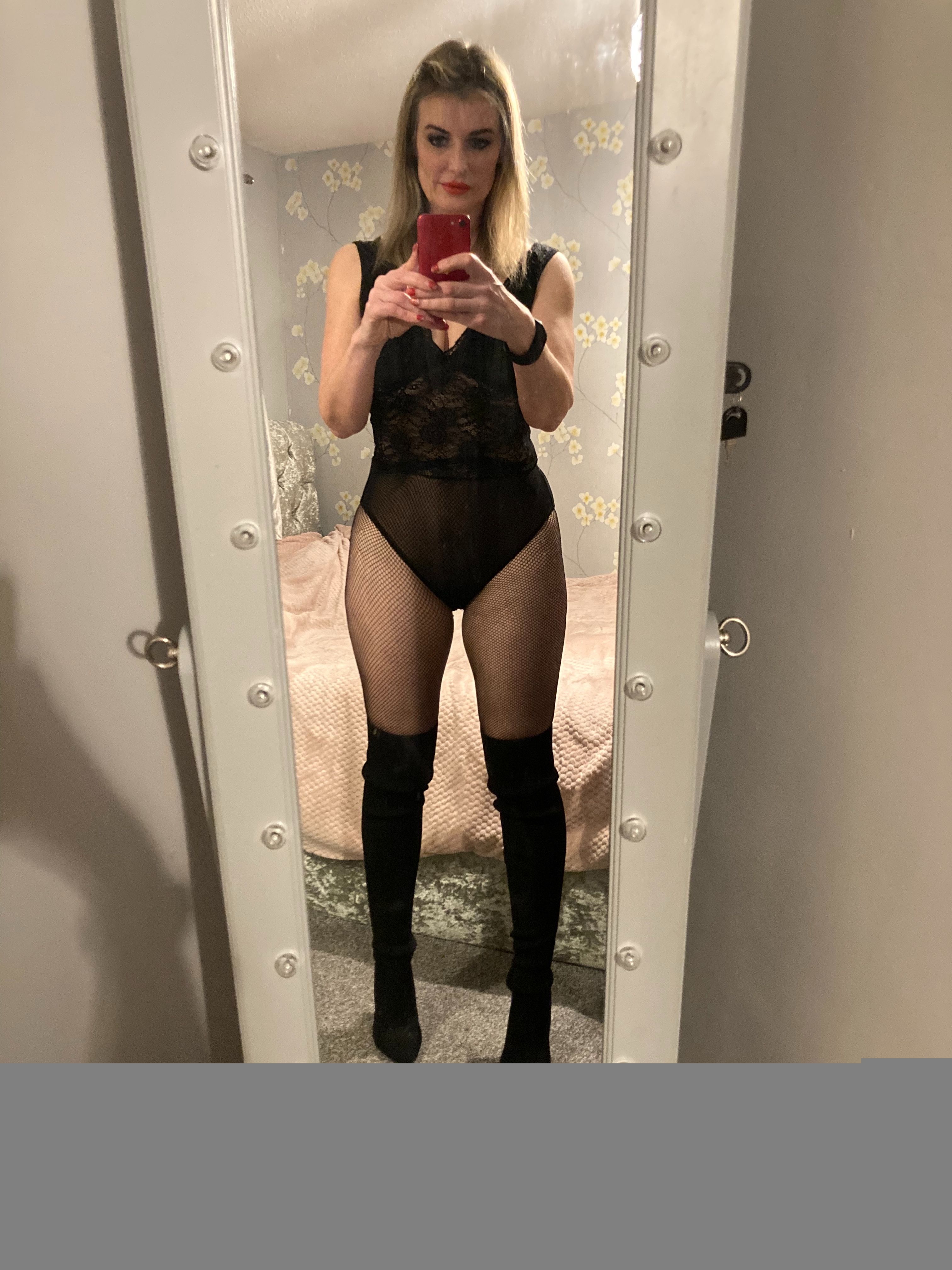 https://cdn.adultwork.com/gallery/G12/8409427.jpg