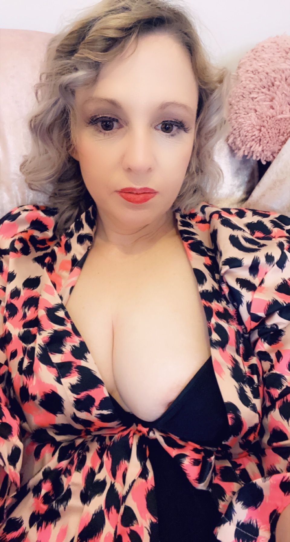 https://cdn.adultwork.com/gallery/G12/8409492.jpg