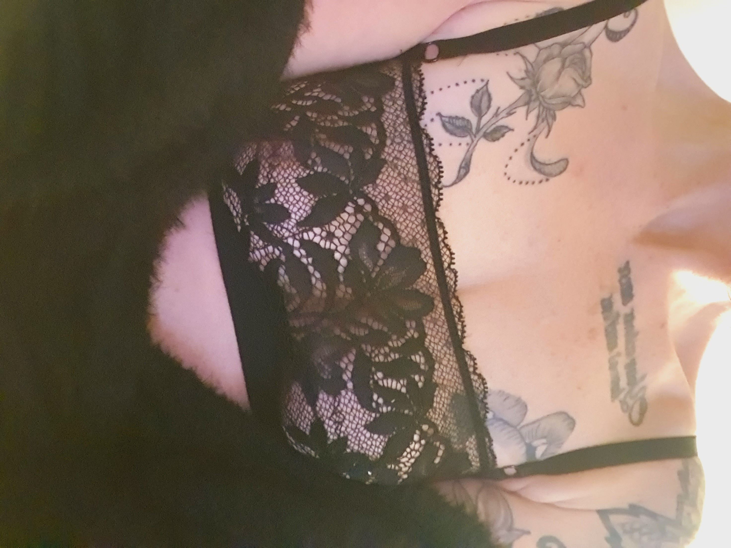 https://cdn.adultwork.com/gallery/G12/8411055.jpg