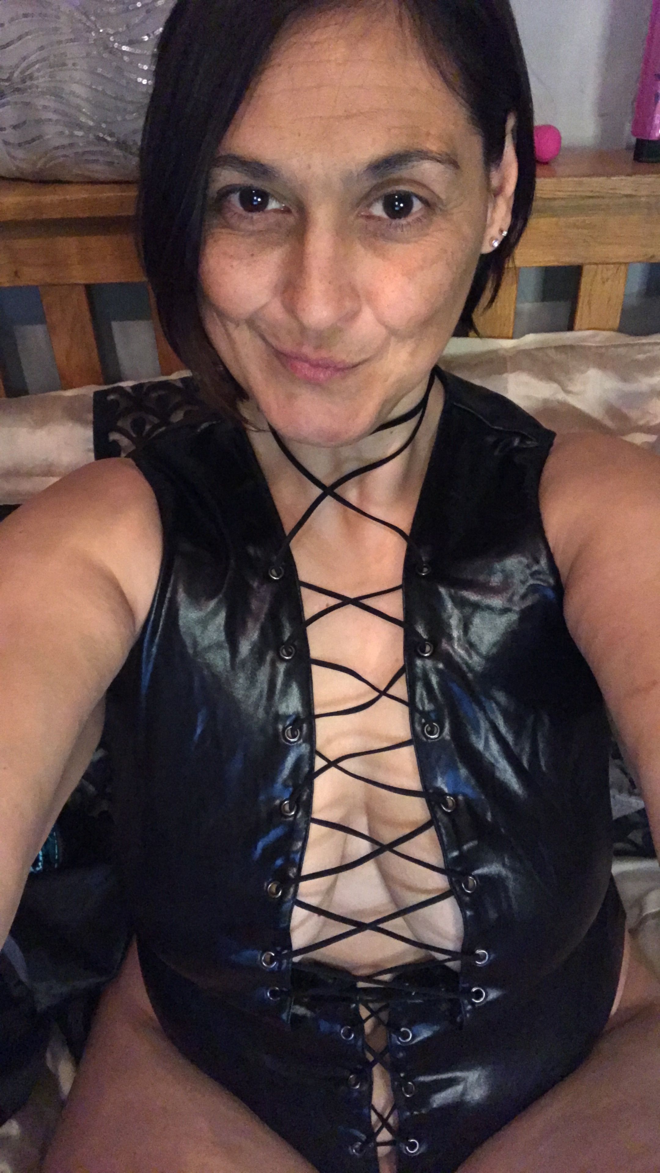 https://cdn.adultwork.com/gallery/G12/8411807.jpg