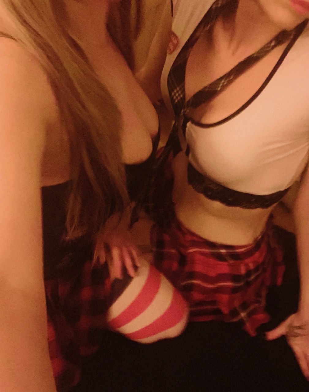 https://cdn.adultwork.com/gallery/G12/8412109.jpg