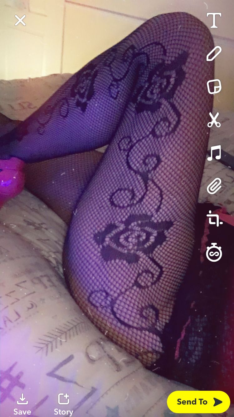 https://cdn.adultwork.com/gallery/G12/8412194.jpg