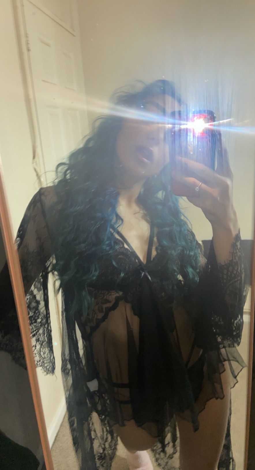 https://cdn.adultwork.com/gallery/G12/8416032.jpg