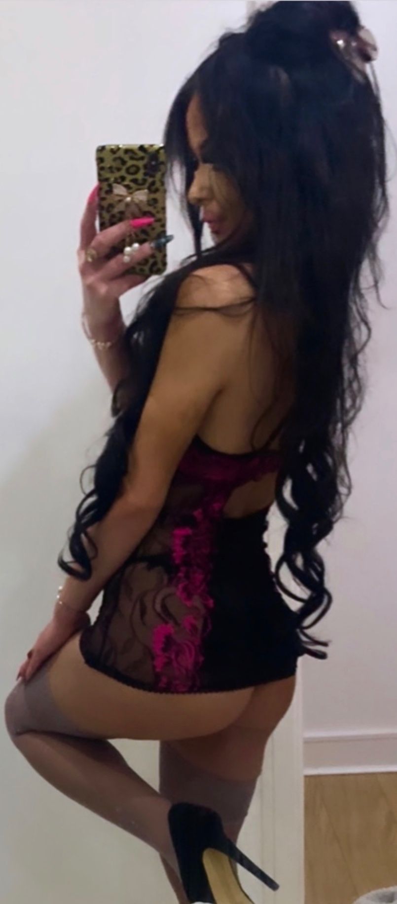 https://cdn.adultwork.com/gallery/G12/8416224.jpg