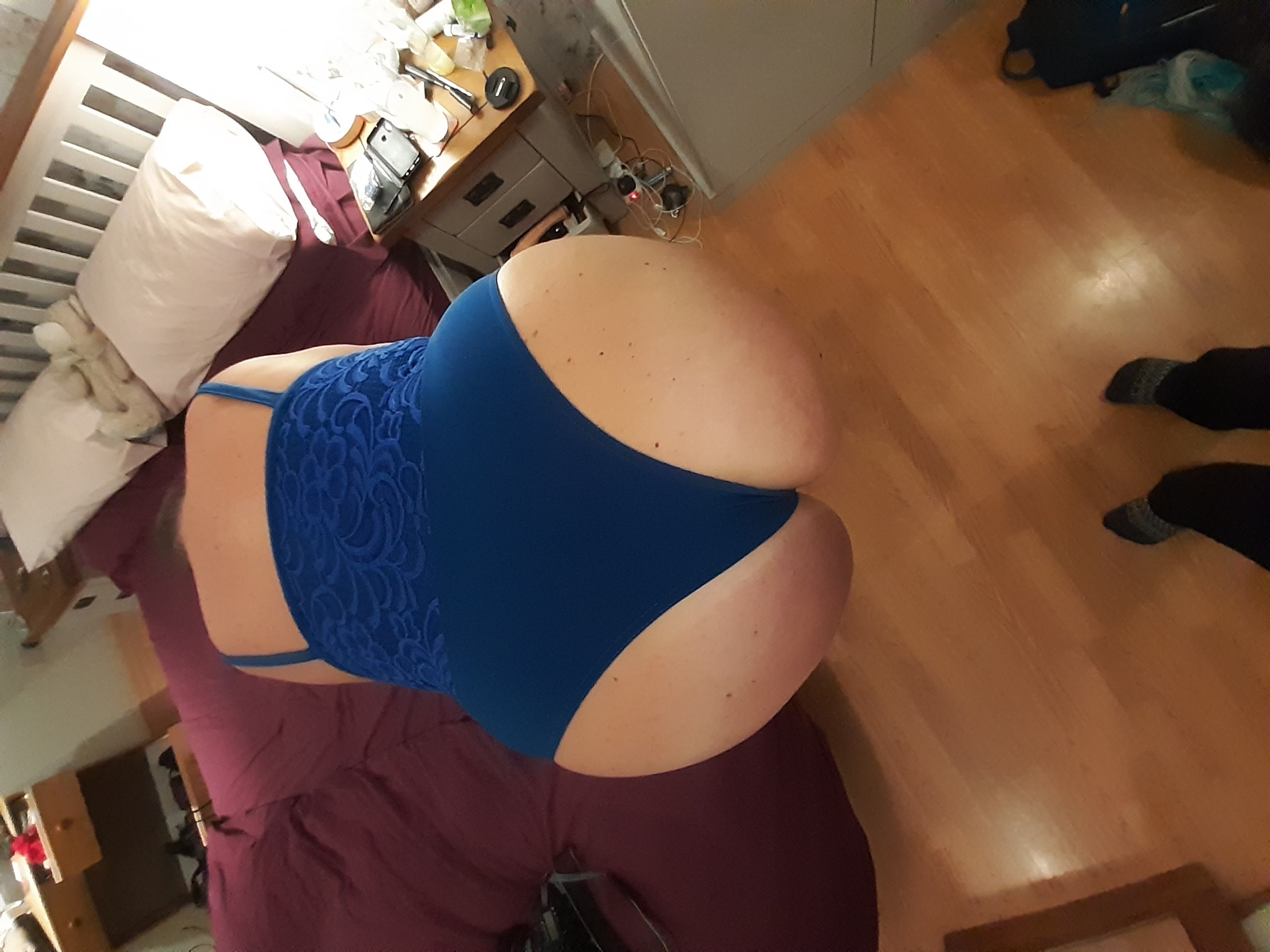 https://cdn.adultwork.com/gallery/G12/8417100.jpg