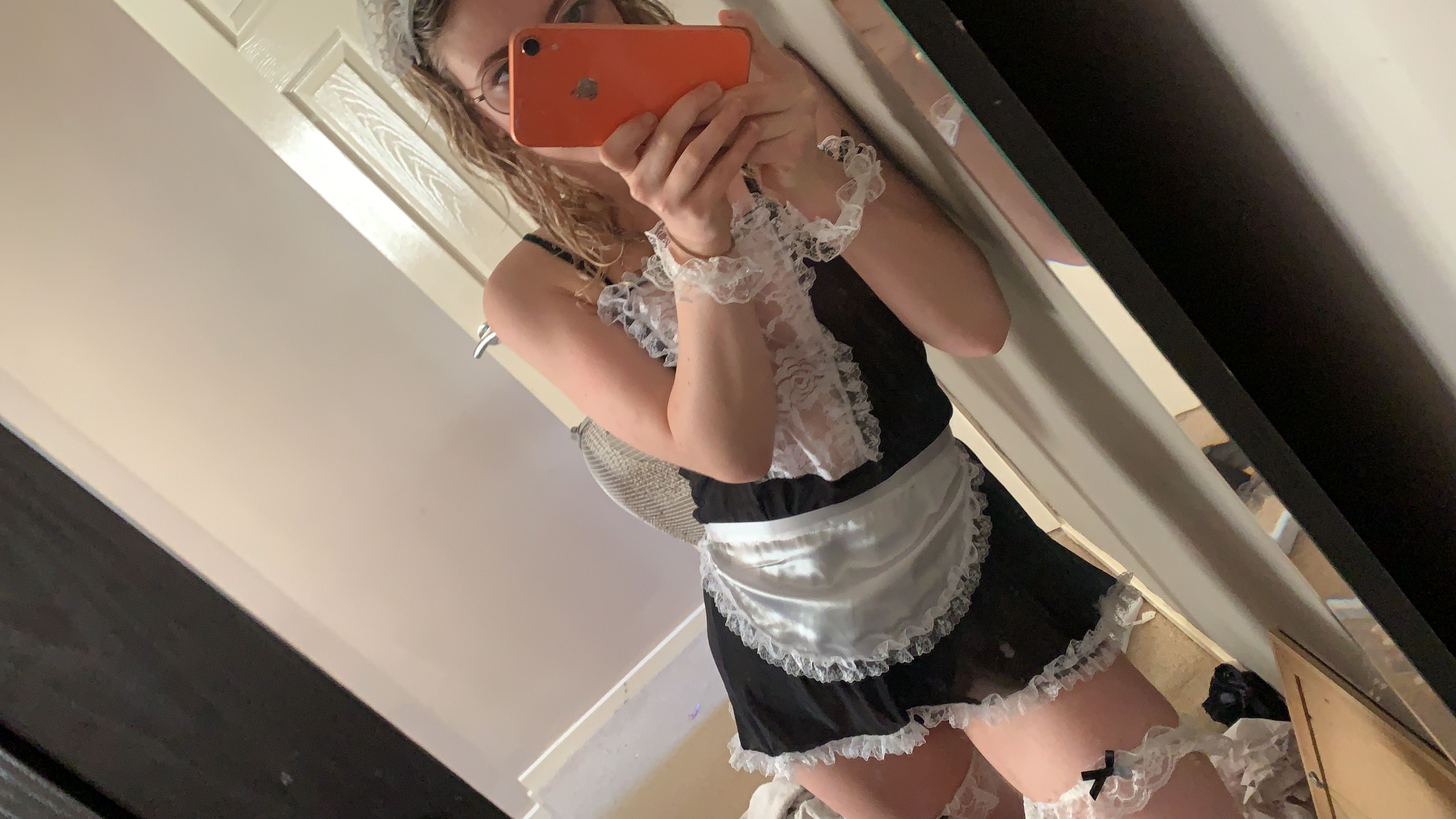 https://cdn.adultwork.com/gallery/G12/8417435.jpg