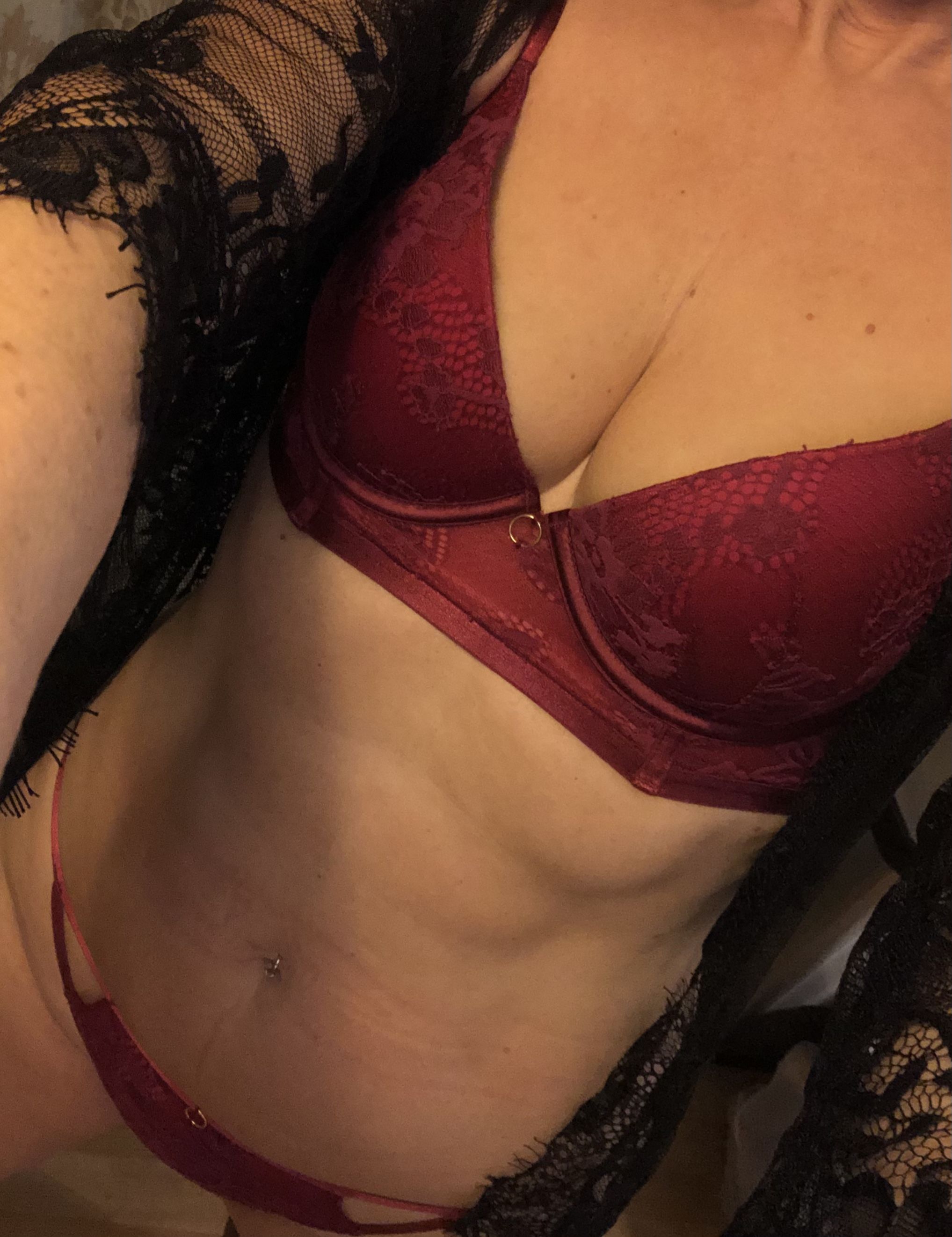 https://cdn.adultwork.com/gallery/G12/8422615.jpg