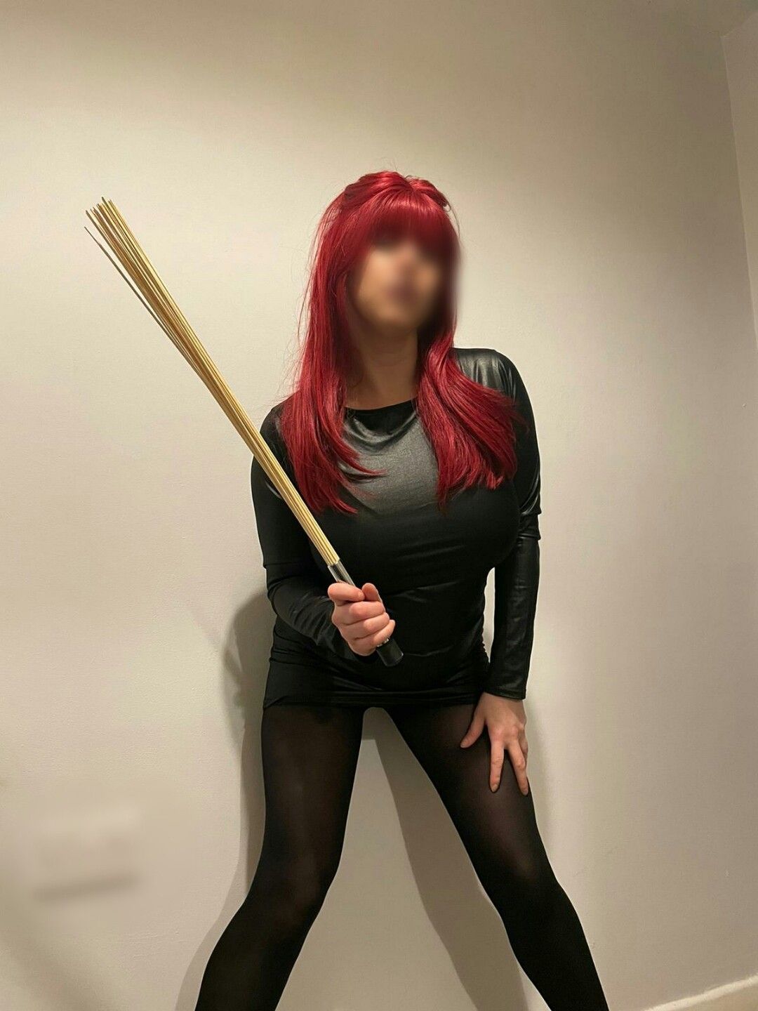 https://cdn.adultwork.com/gallery/G12/8422819.jpg