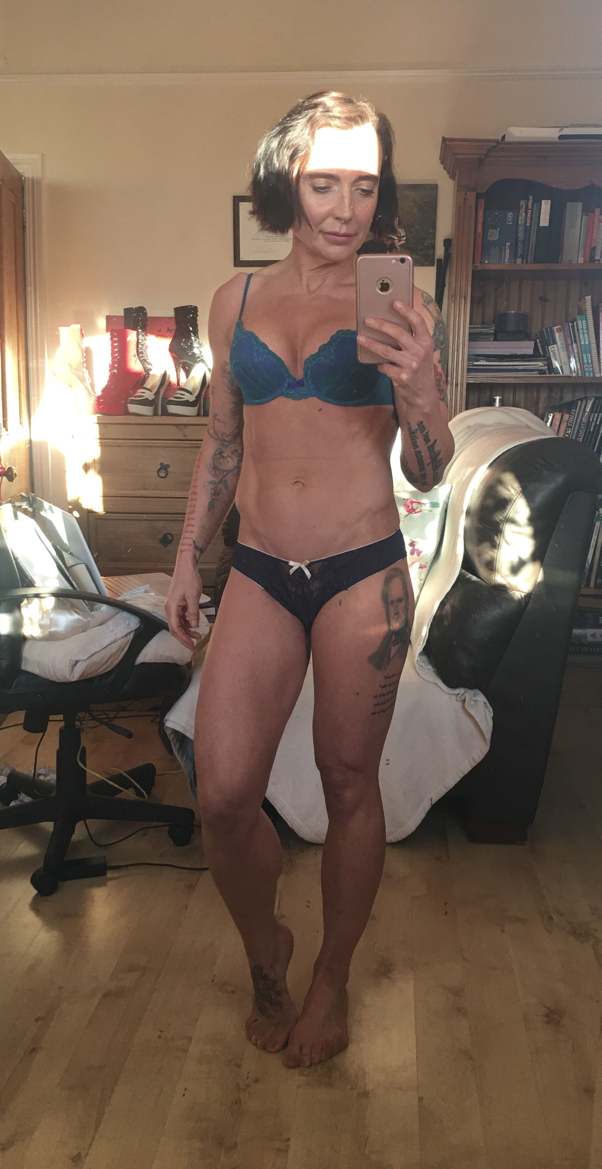 https://cdn.adultwork.com/gallery/G12/8425639.jpg