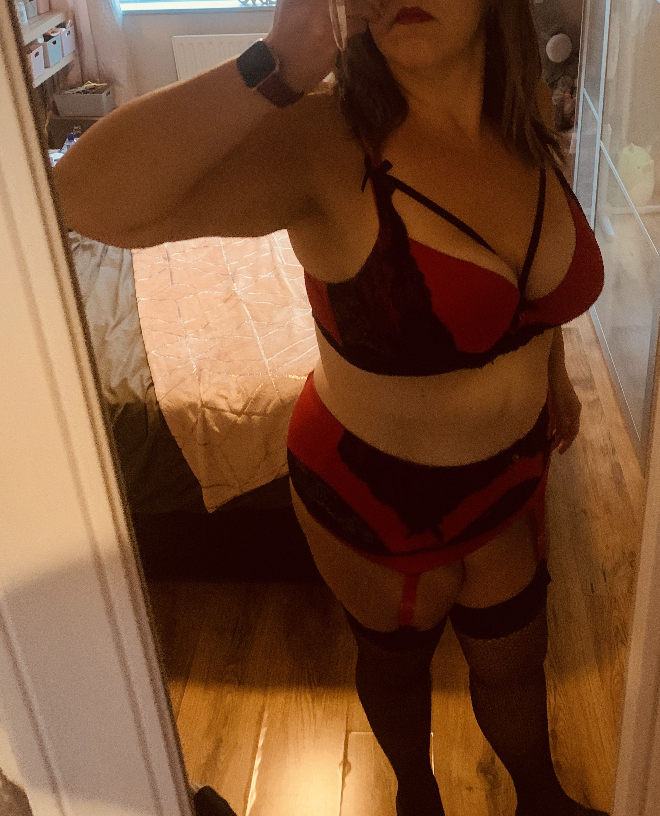 https://cdn.adultwork.com/gallery/G12/8426811.jpg