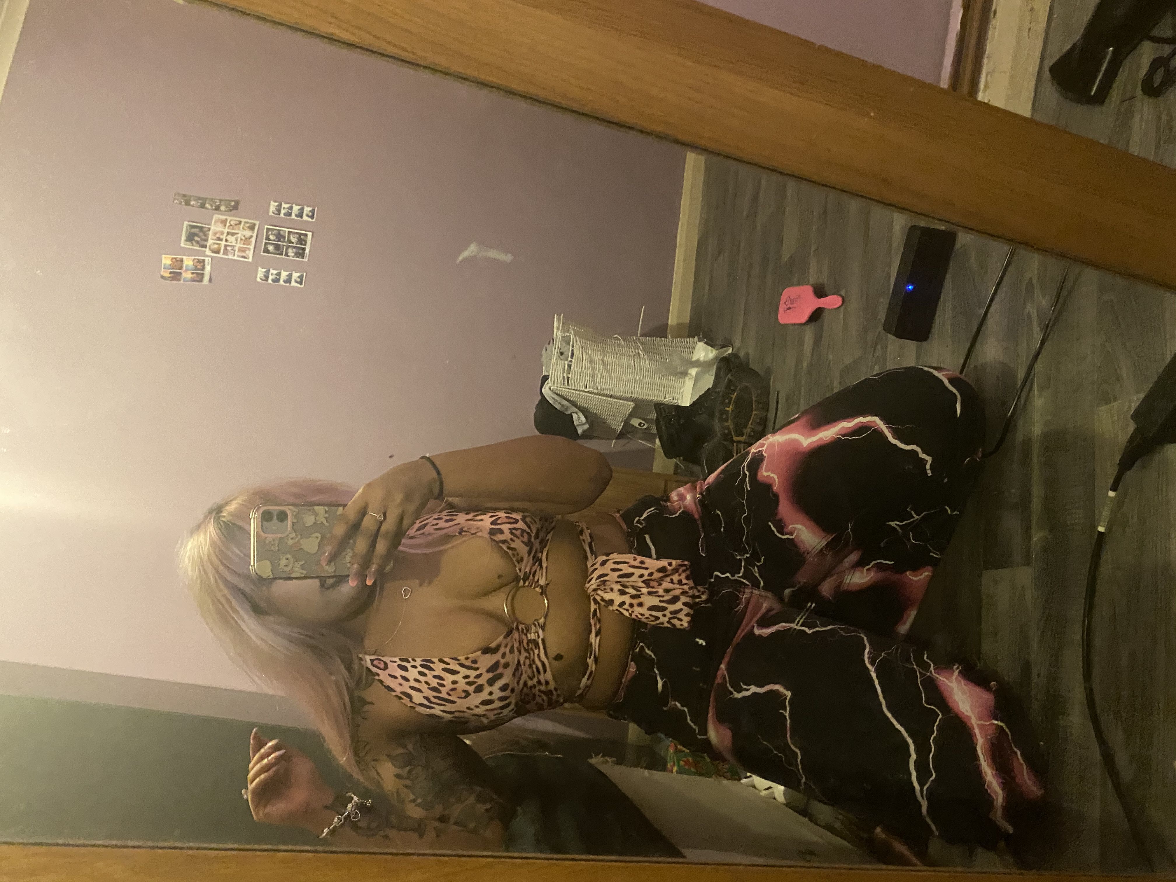 https://cdn.adultwork.com/gallery/G12/8430414.jpg