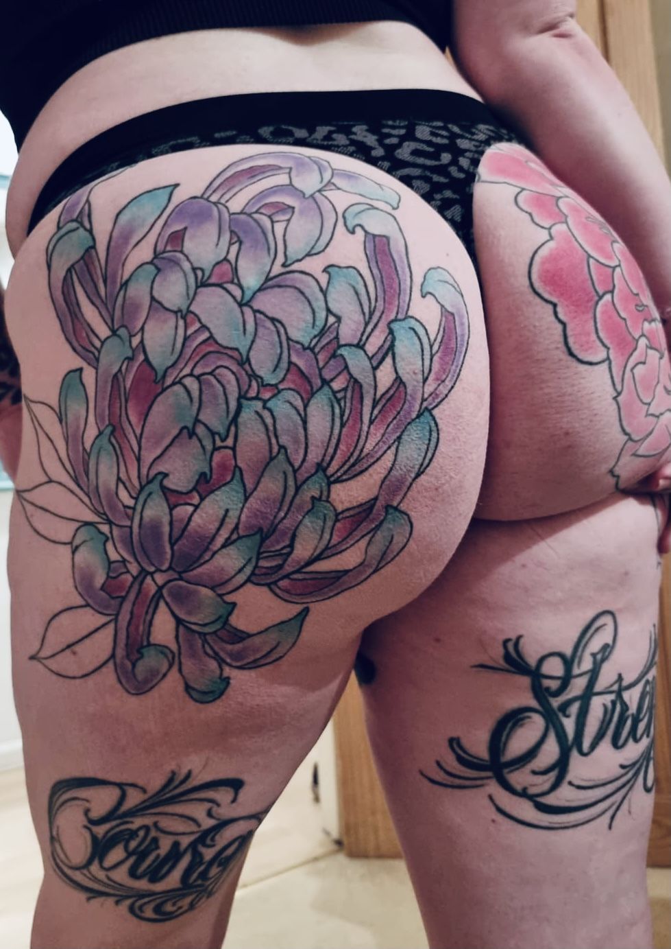 https://cdn.adultwork.com/gallery/G12/8430936.jpg