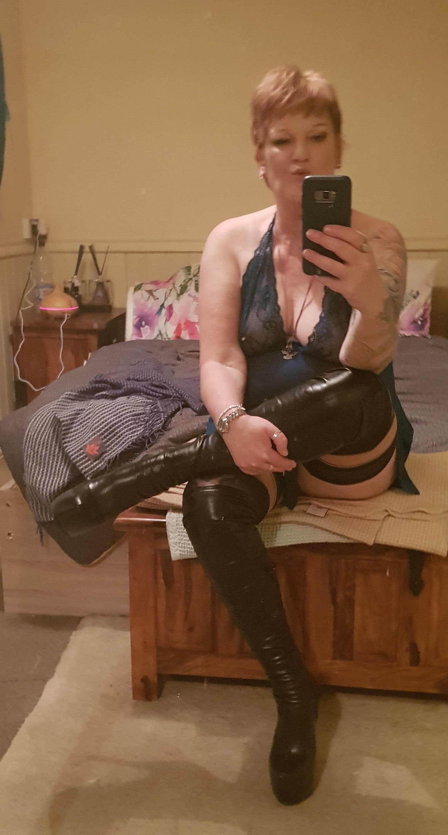 https://cdn.adultwork.com/gallery/G12/8444578.jpg