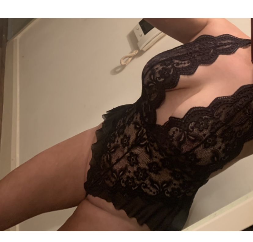 https://cdn.adultwork.com/gallery/G12/8445392.jpg