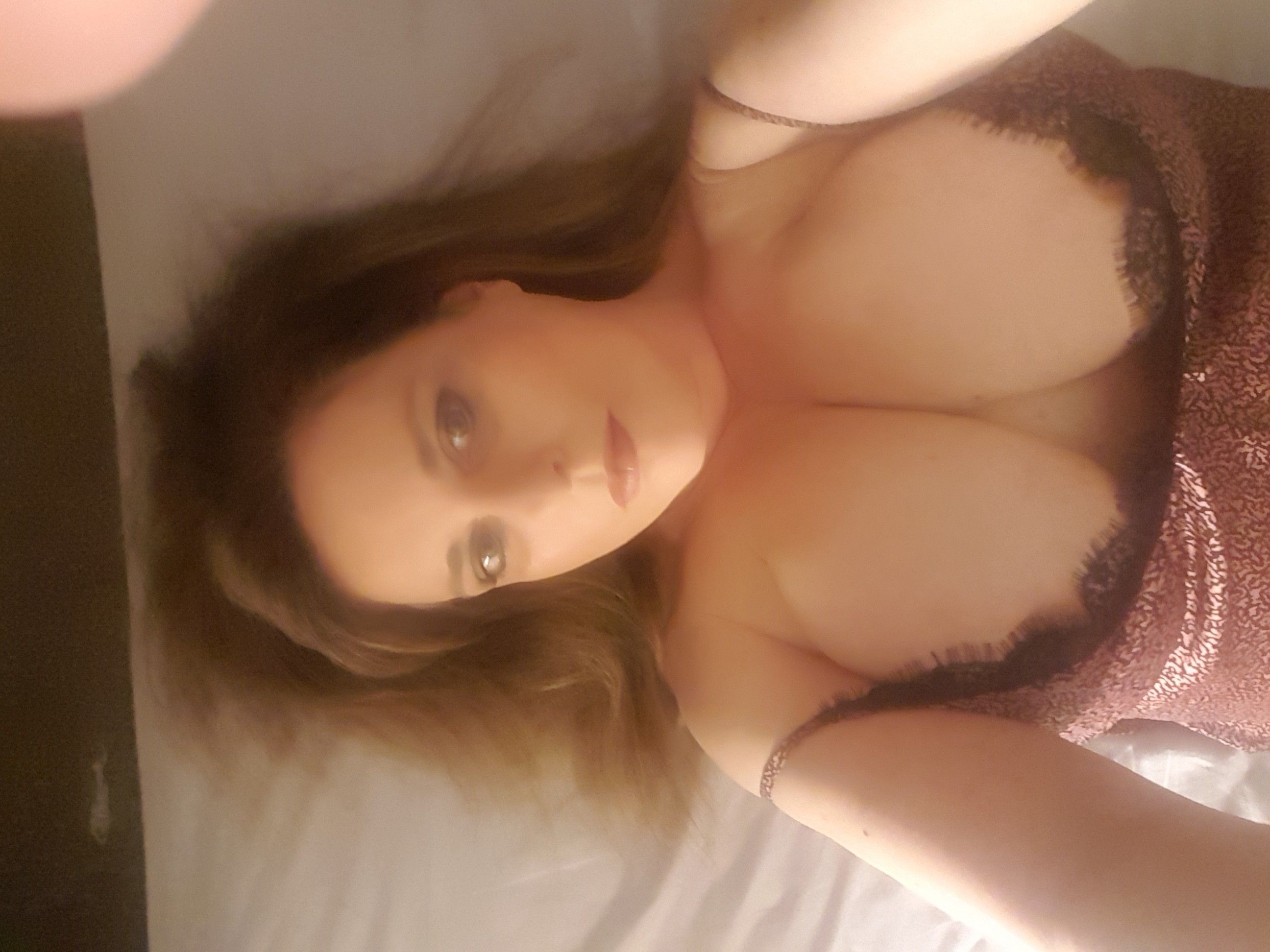 https://cdn.adultwork.com/gallery/G12/8452328.jpg