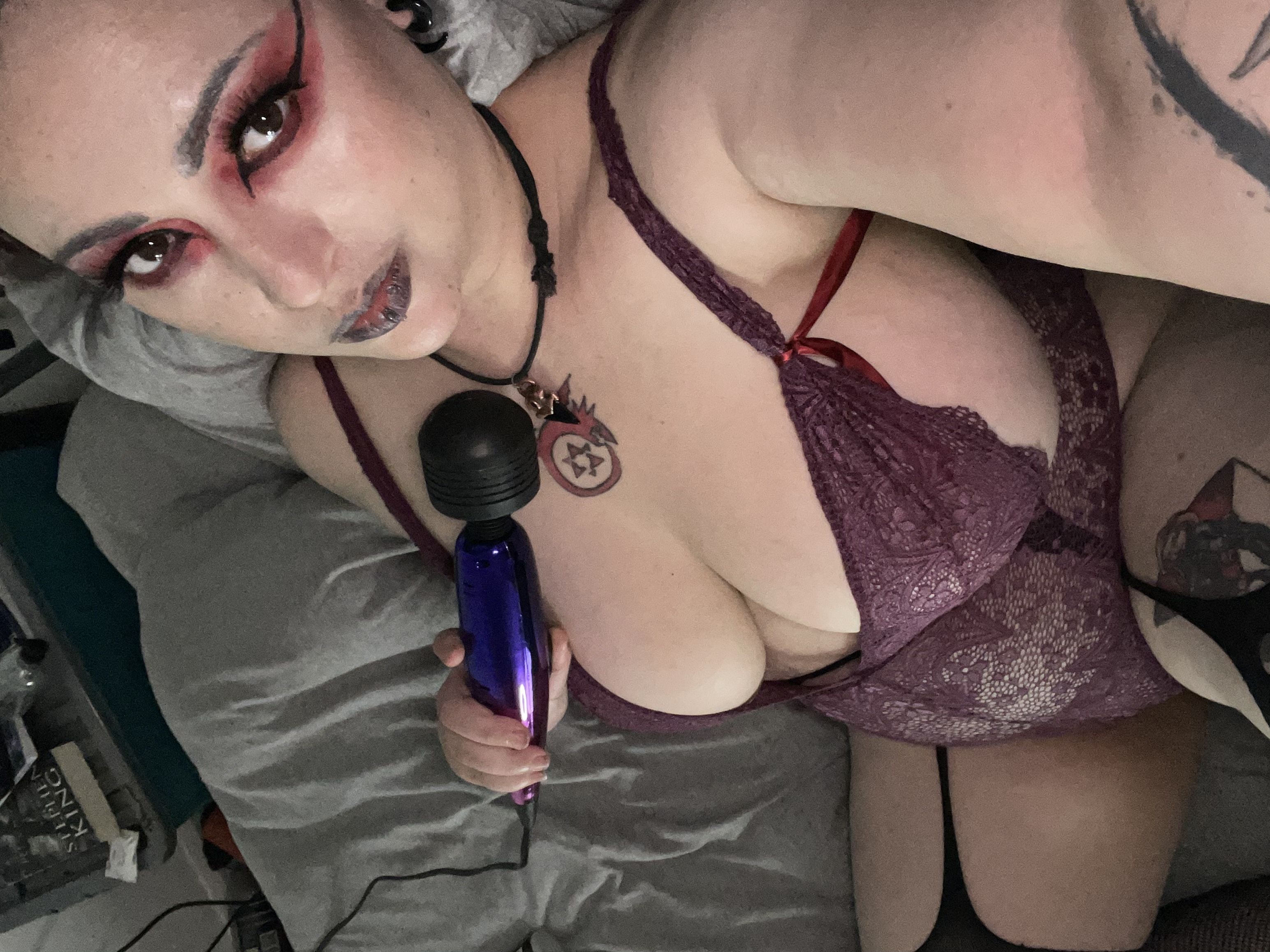 https://cdn.adultwork.com/gallery/G12/8452558.jpg