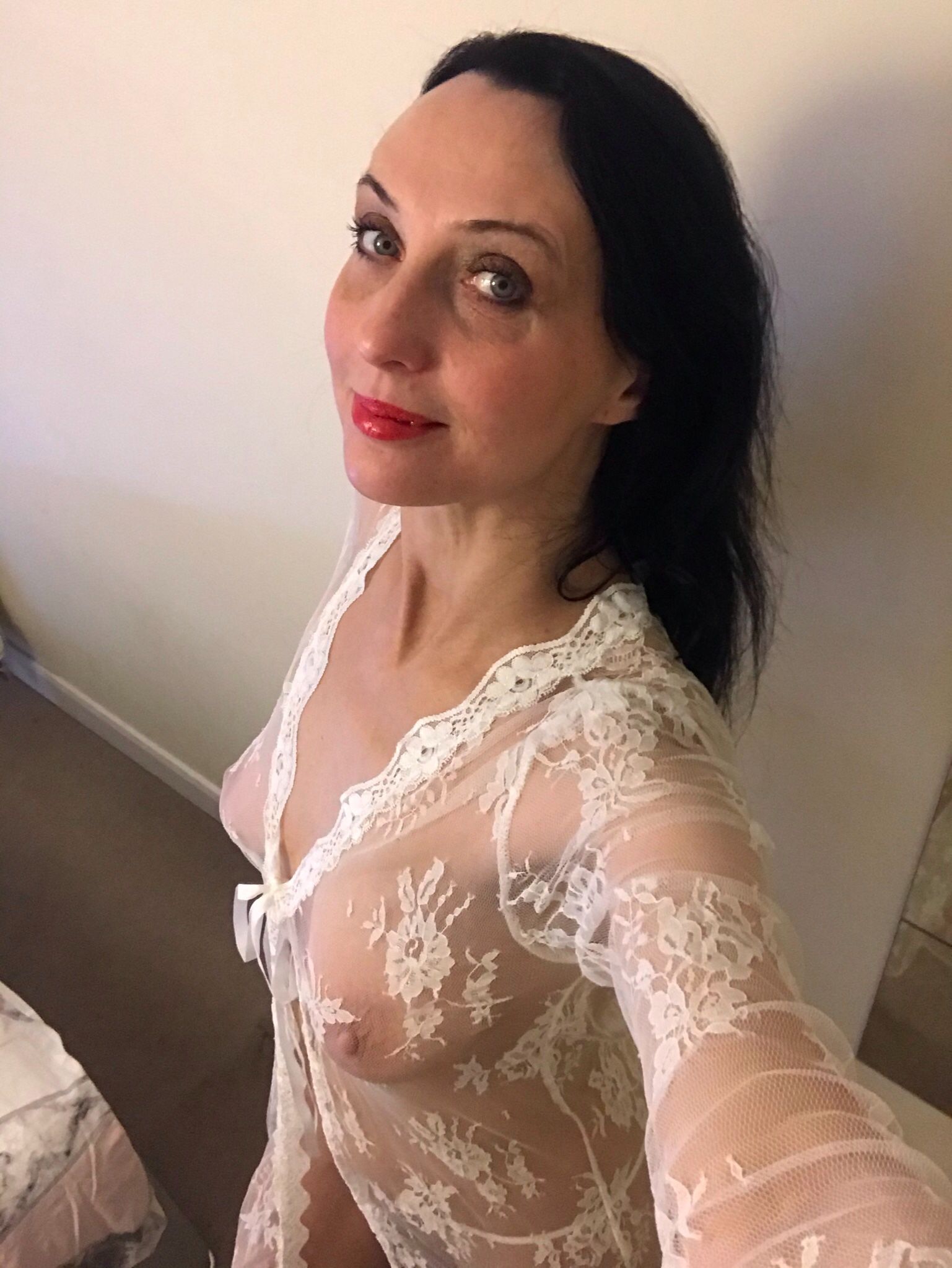 https://cdn.adultwork.com/gallery/G12/8452582.jpg