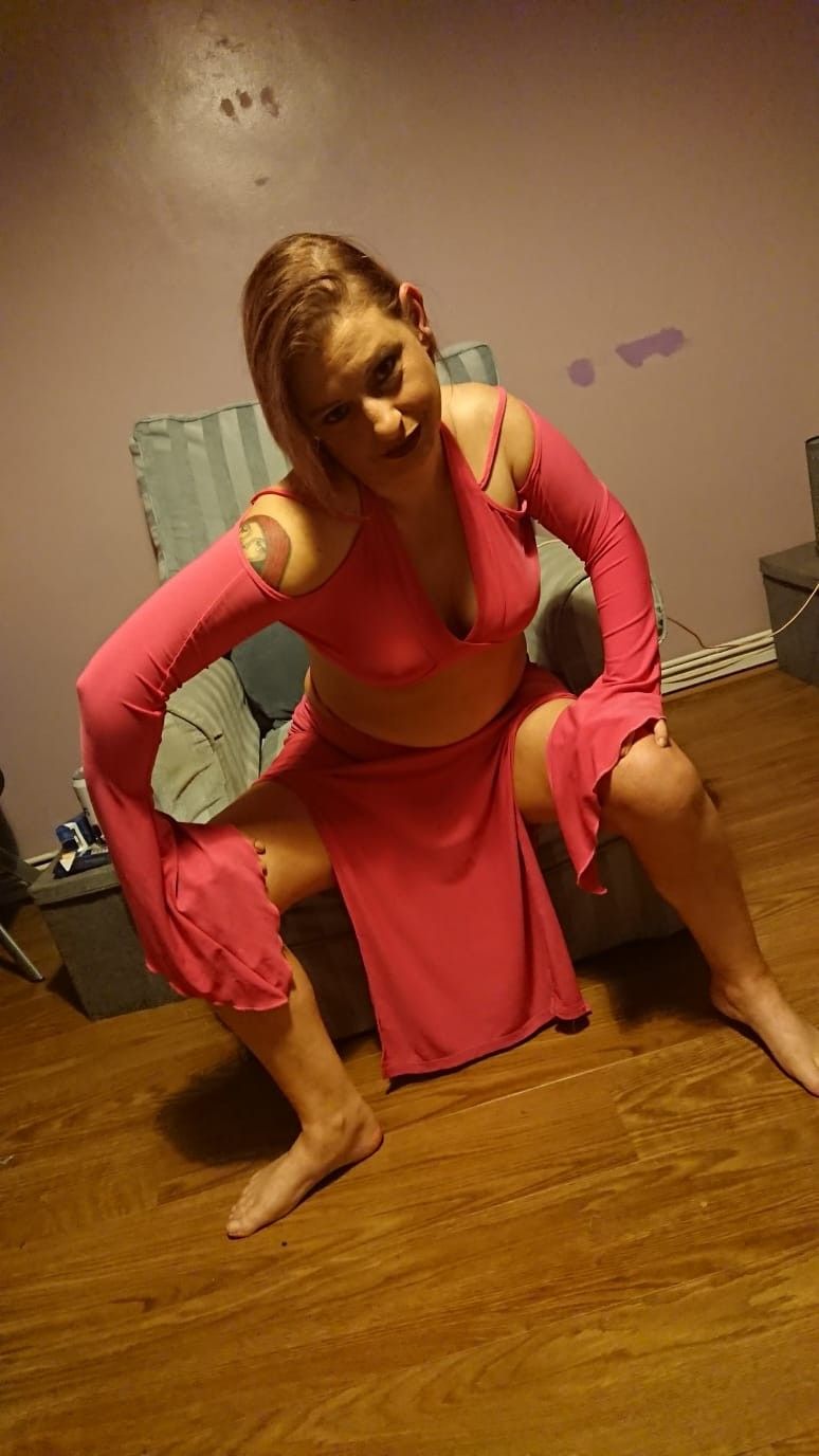 https://cdn.adultwork.com/gallery/G12/8457035.jpg