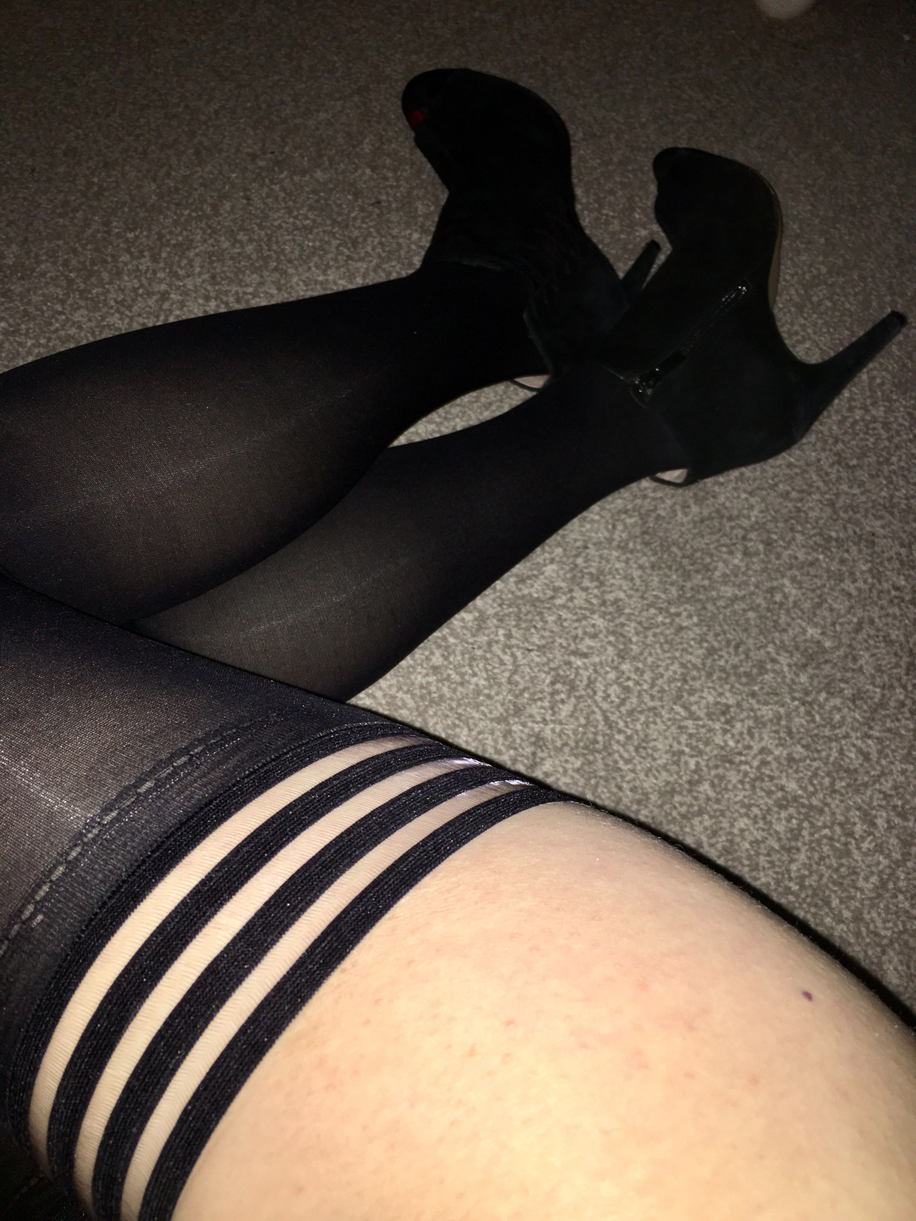 https://cdn.adultwork.com/gallery/G12/8460648.jpg