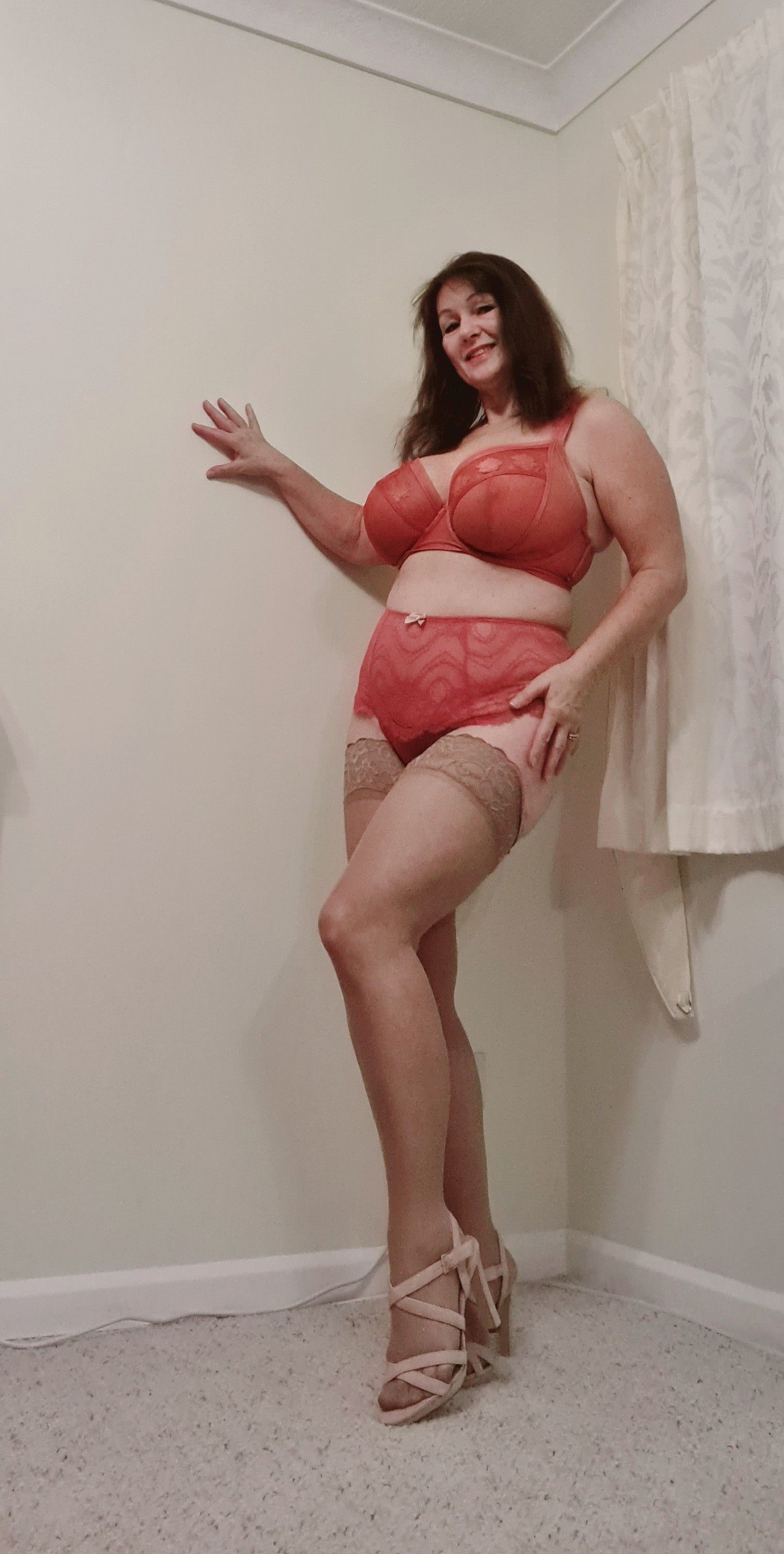 https://cdn.adultwork.com/gallery/G12/8461234.jpg