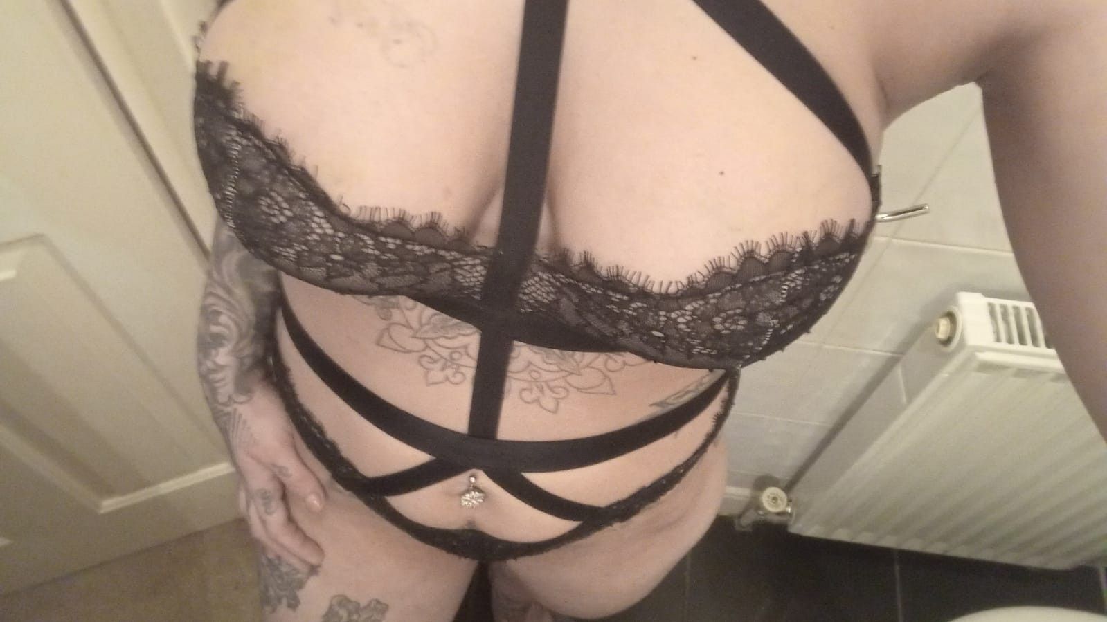 https://cdn.adultwork.com/gallery/G12/8463622.jpg