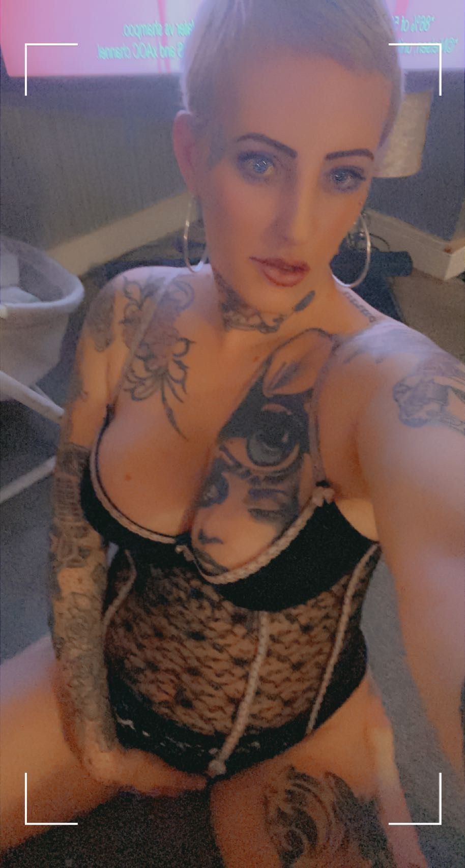 https://cdn.adultwork.com/gallery/G12/8463859.jpg