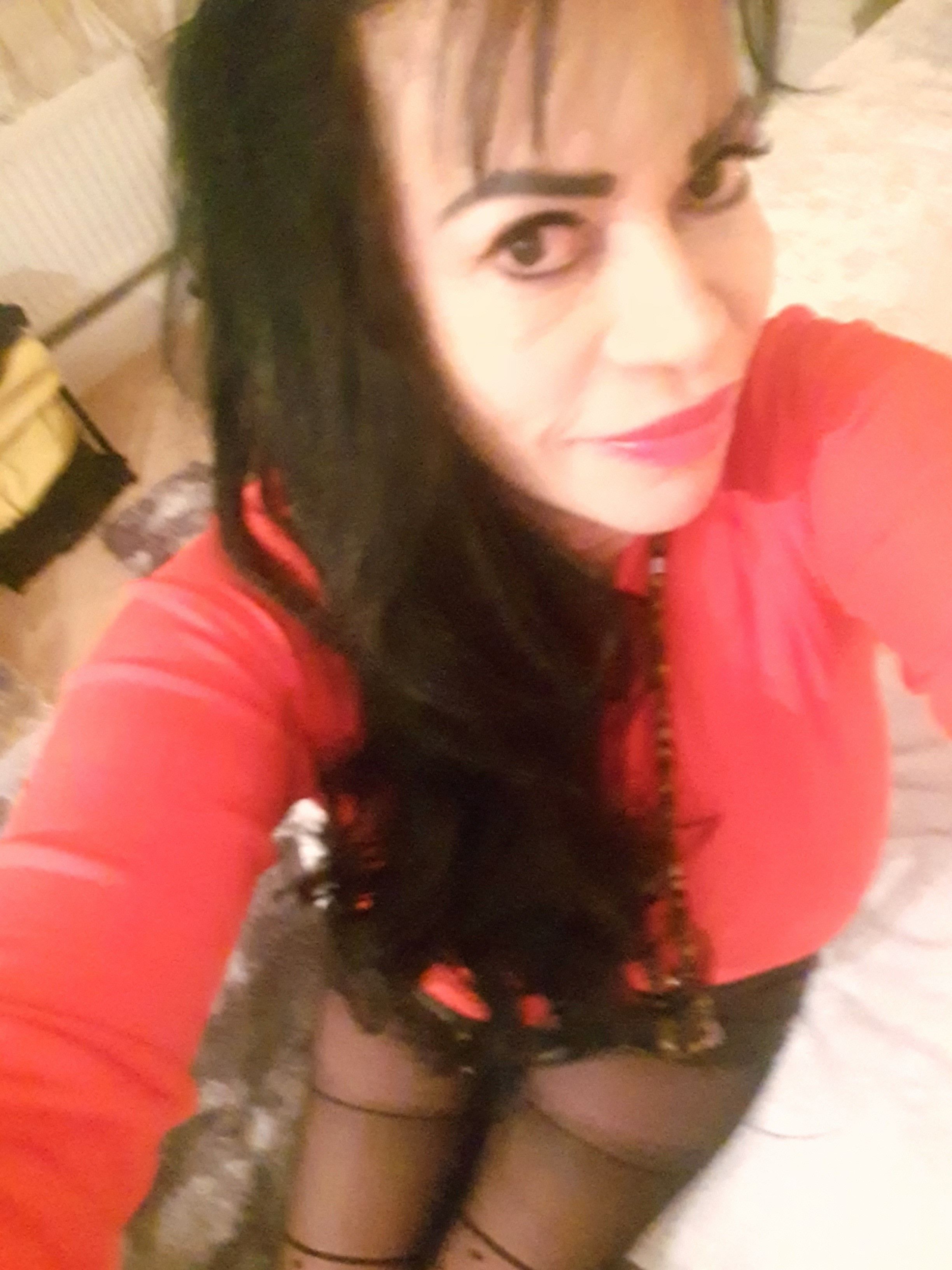 https://cdn.adultwork.com/gallery/G12/8465187.jpg