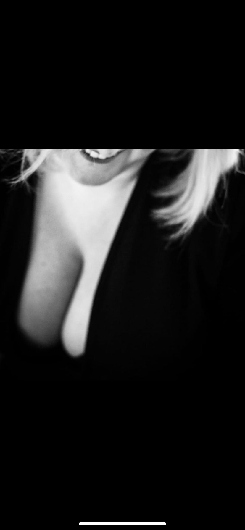 https://cdn.adultwork.com/gallery/G12/8465639.jpg