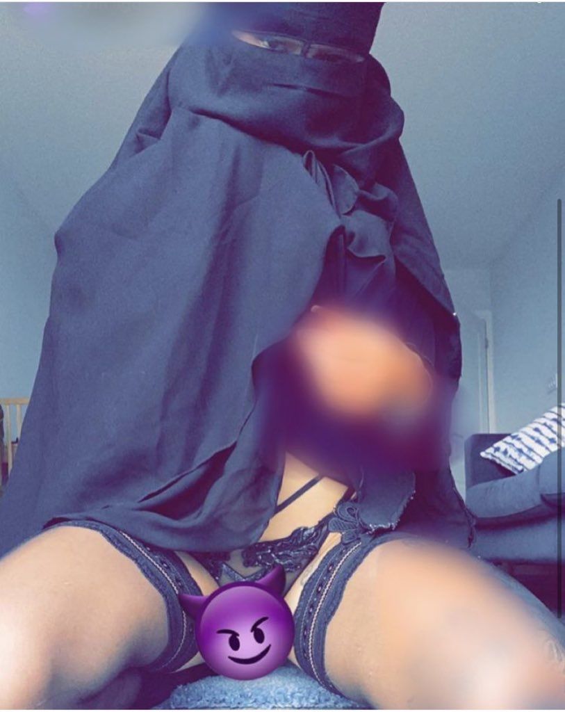 https://cdn.adultwork.com/gallery/G12/8468549.jpg