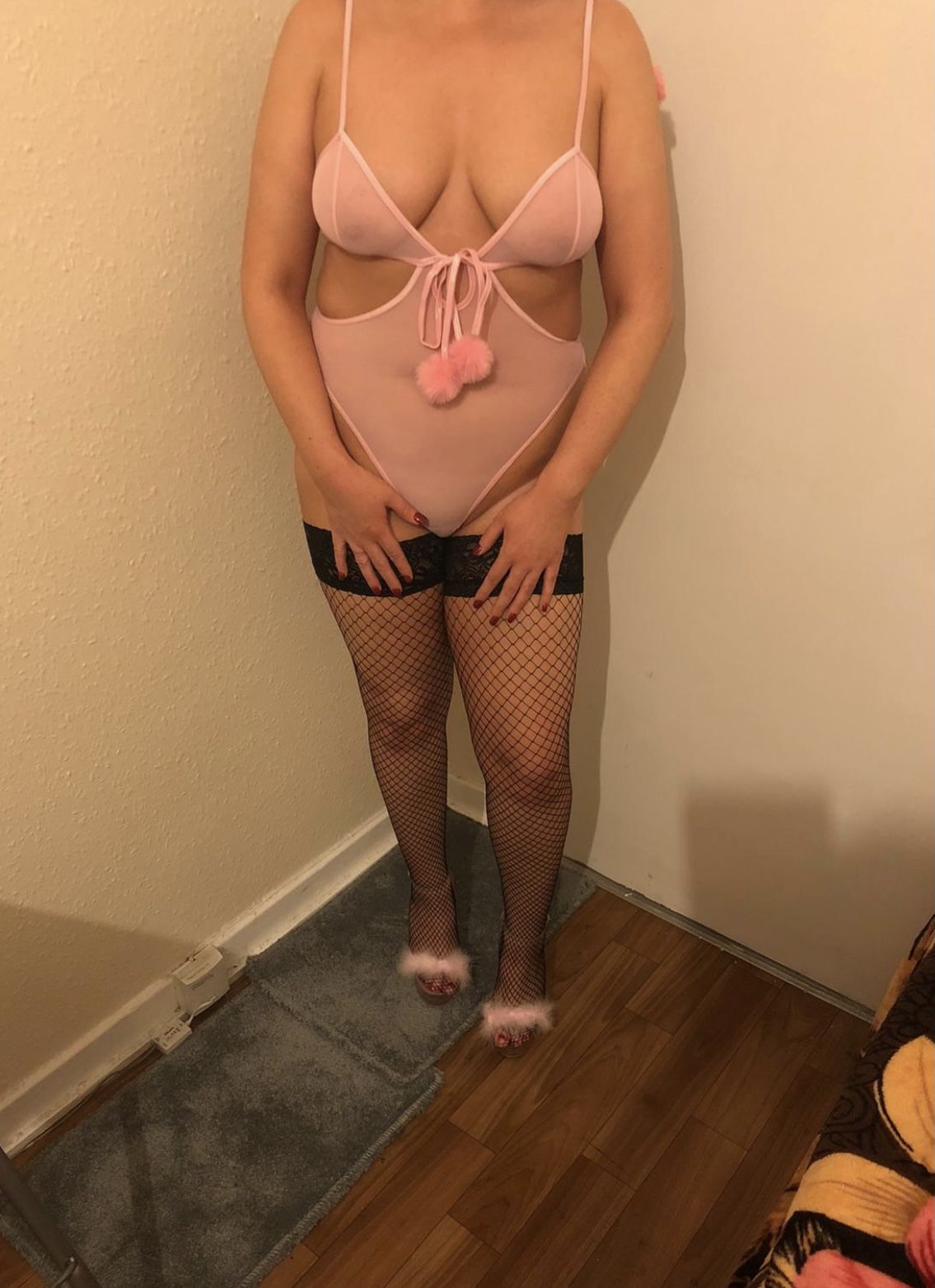 https://cdn.adultwork.com/gallery/G12/8471421.jpg