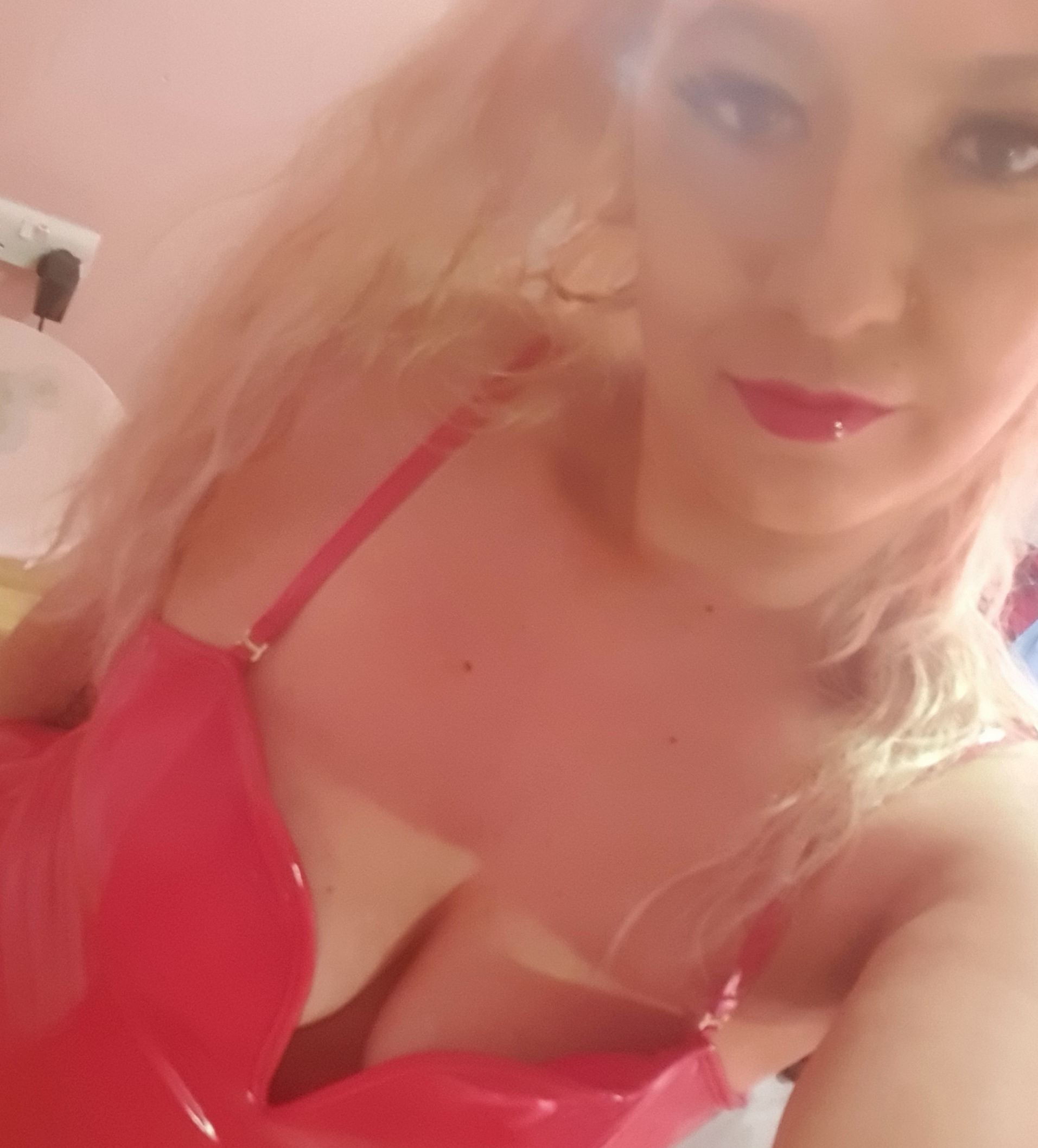 https://cdn.adultwork.com/gallery/G12/8471667.jpg