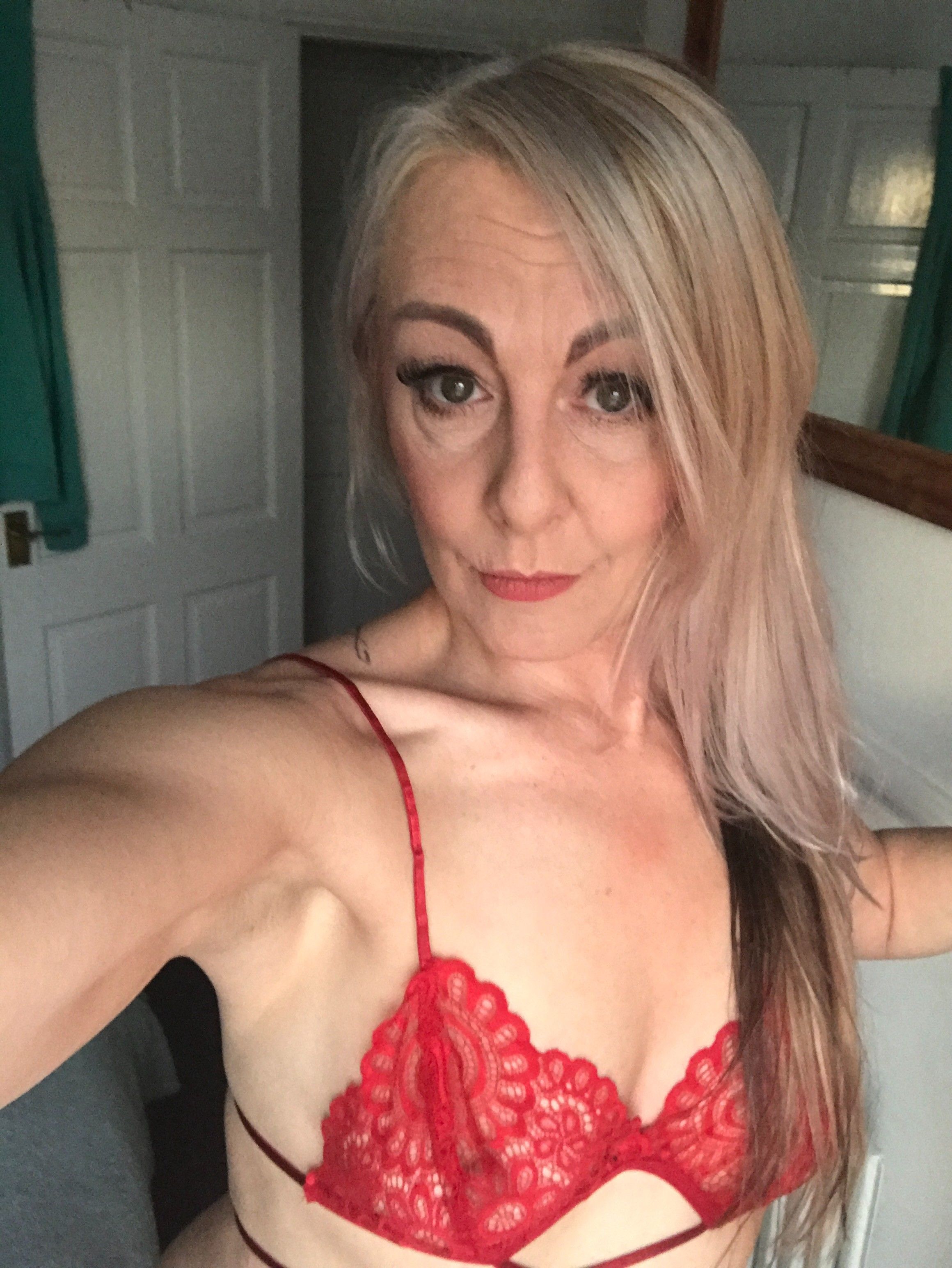 https://cdn.adultwork.com/gallery/G12/8473149.jpg