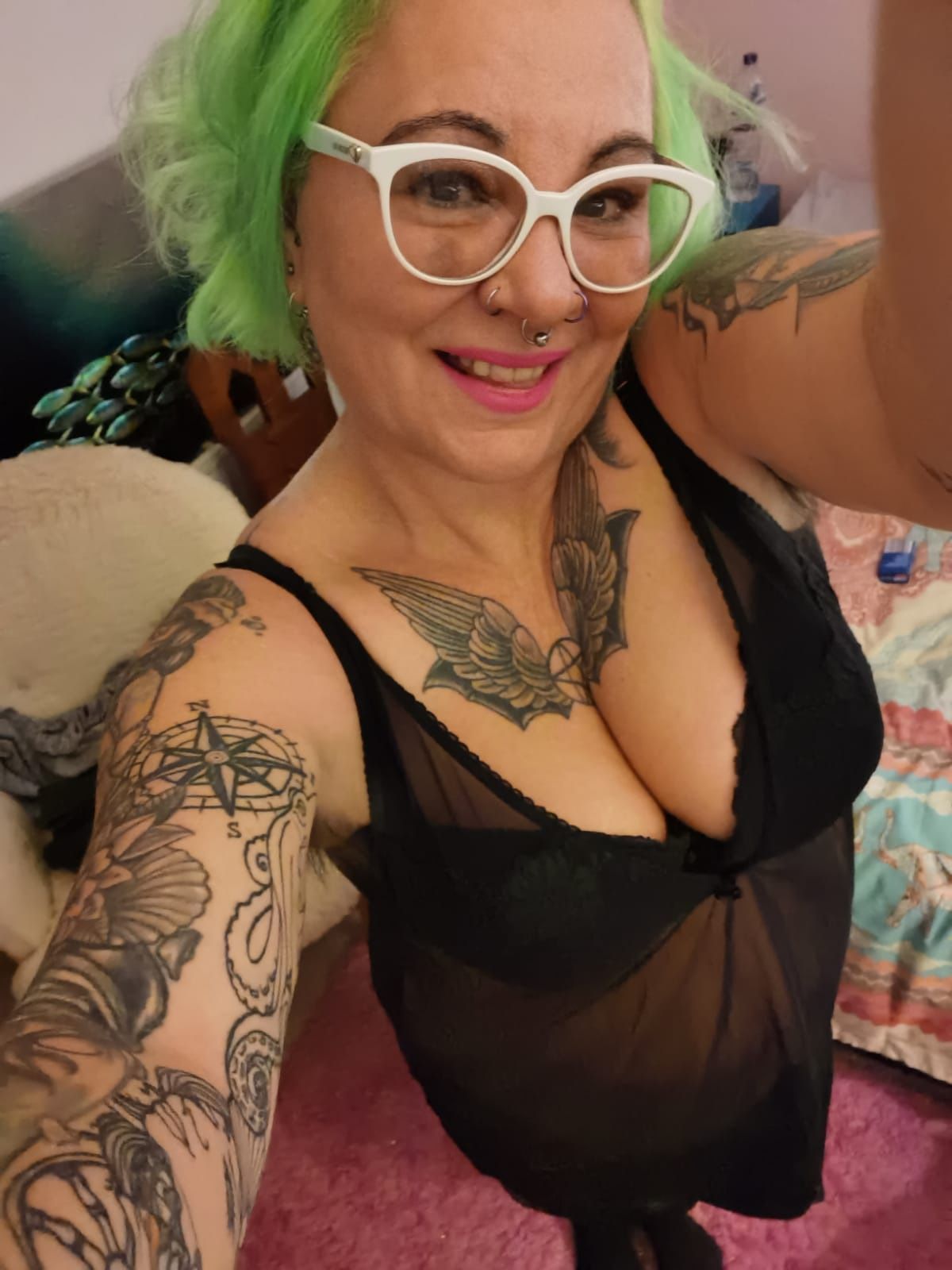 https://cdn.adultwork.com/gallery/G12/8475286.jpg