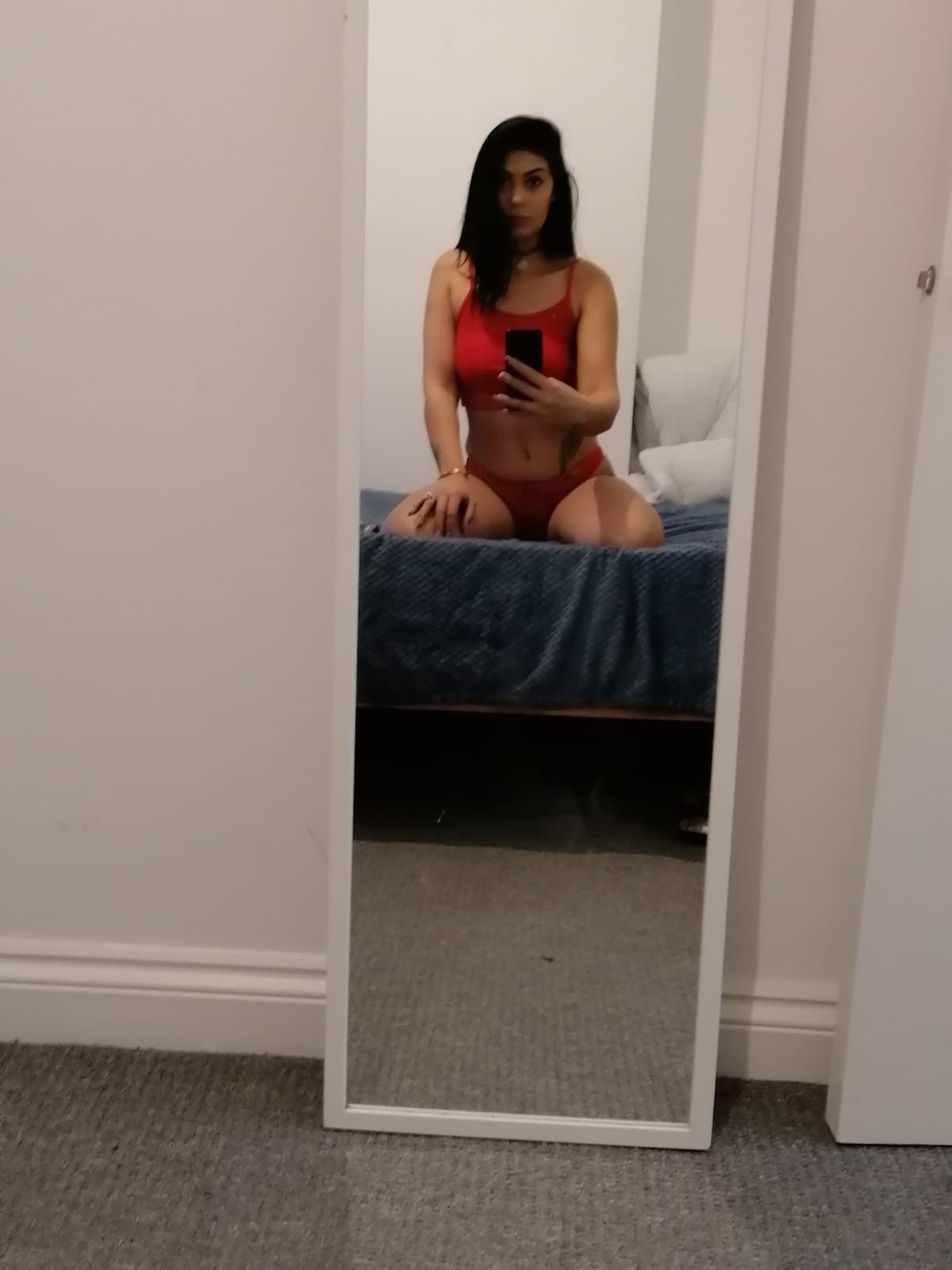 https://cdn.adultwork.com/gallery/G12/8479345.jpg