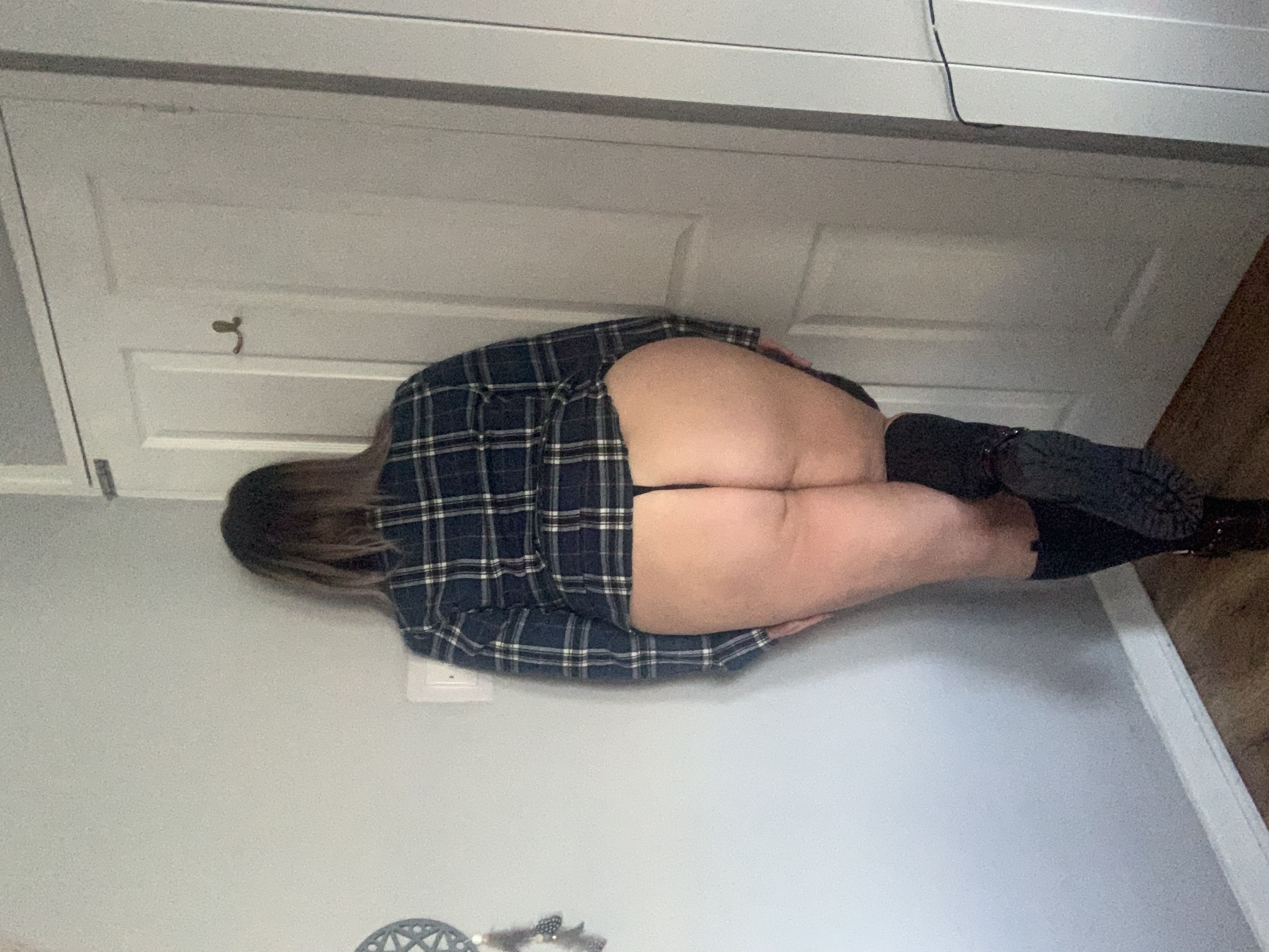 https://cdn.adultwork.com/gallery/G12/8479729.jpg