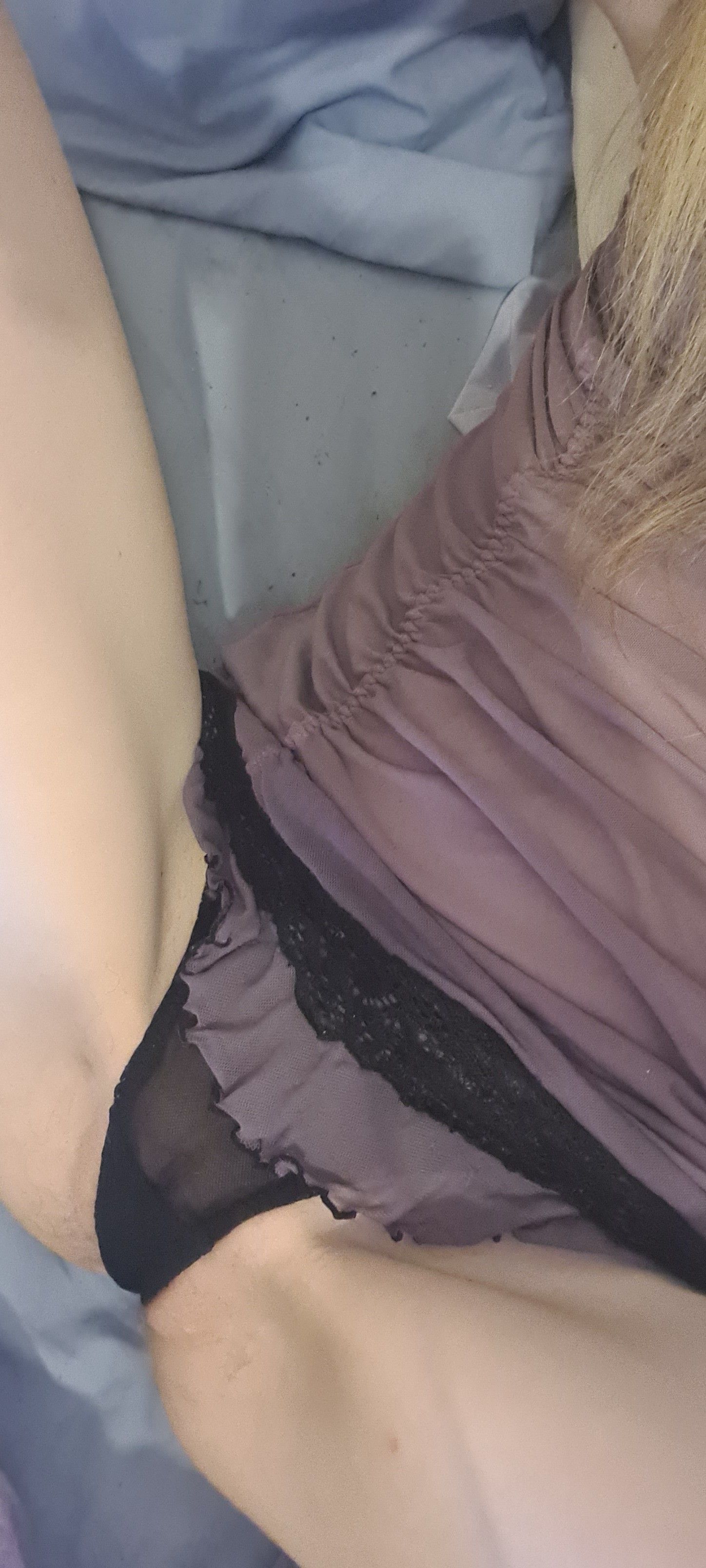 https://cdn.adultwork.com/gallery/G12/8480028.jpg