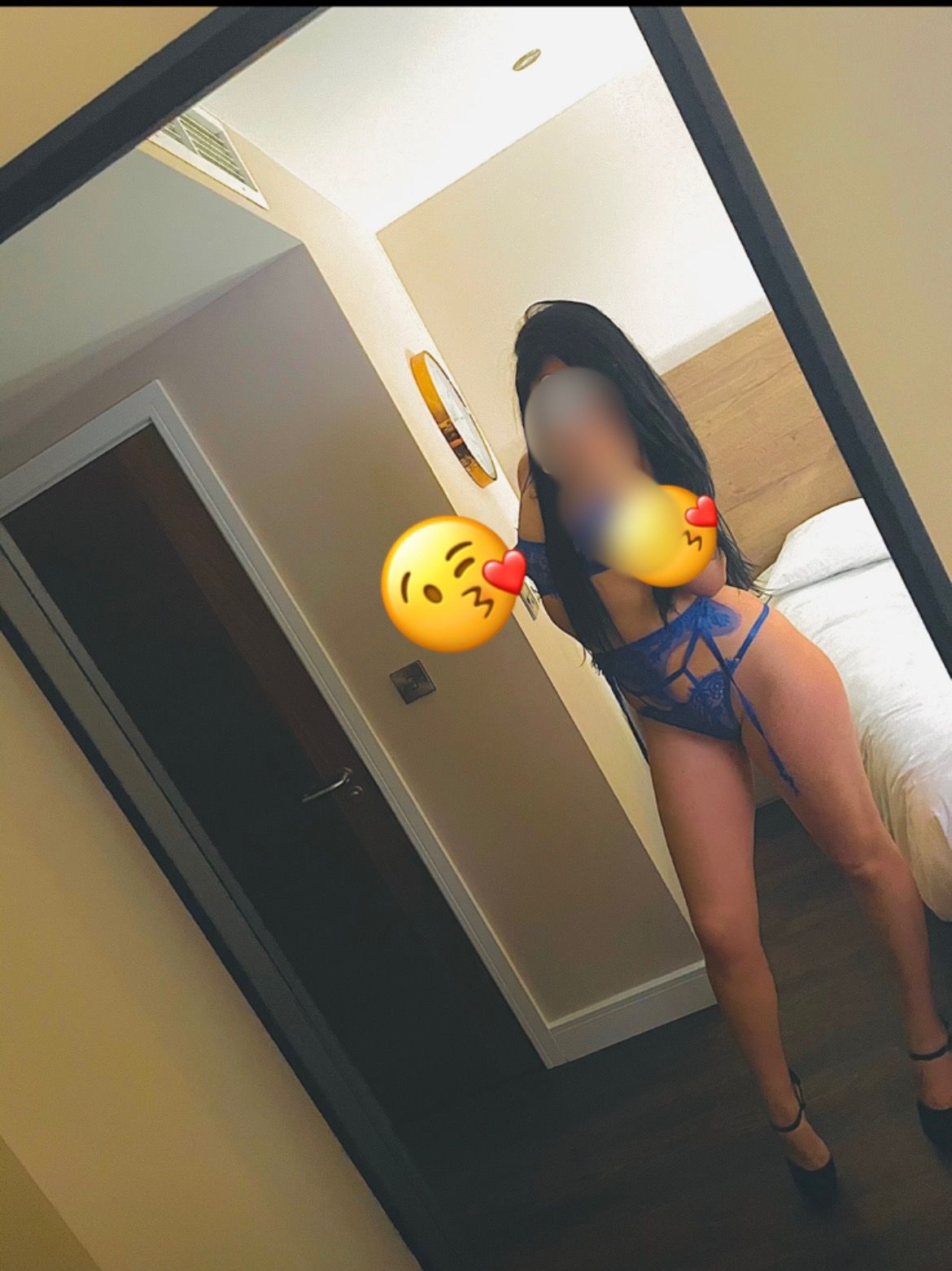 https://cdn.adultwork.com/gallery/G12/8481683.jpg