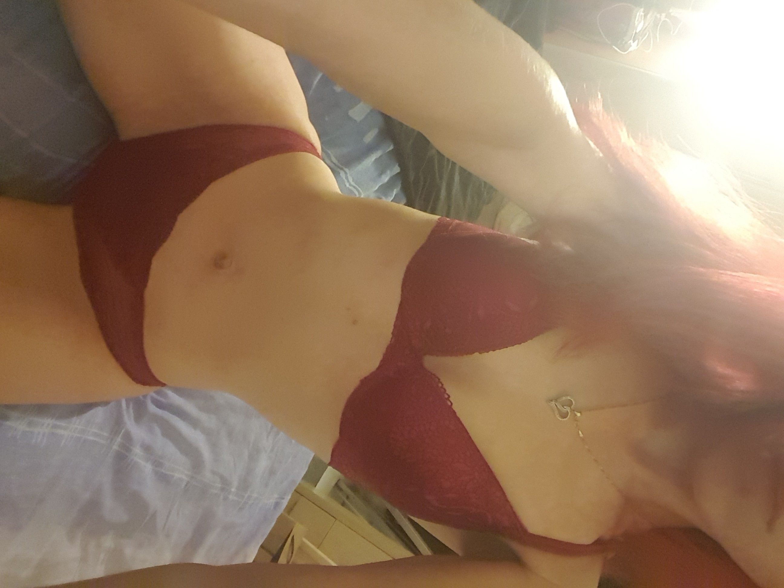 https://cdn.adultwork.com/gallery/G12/8484853.jpg