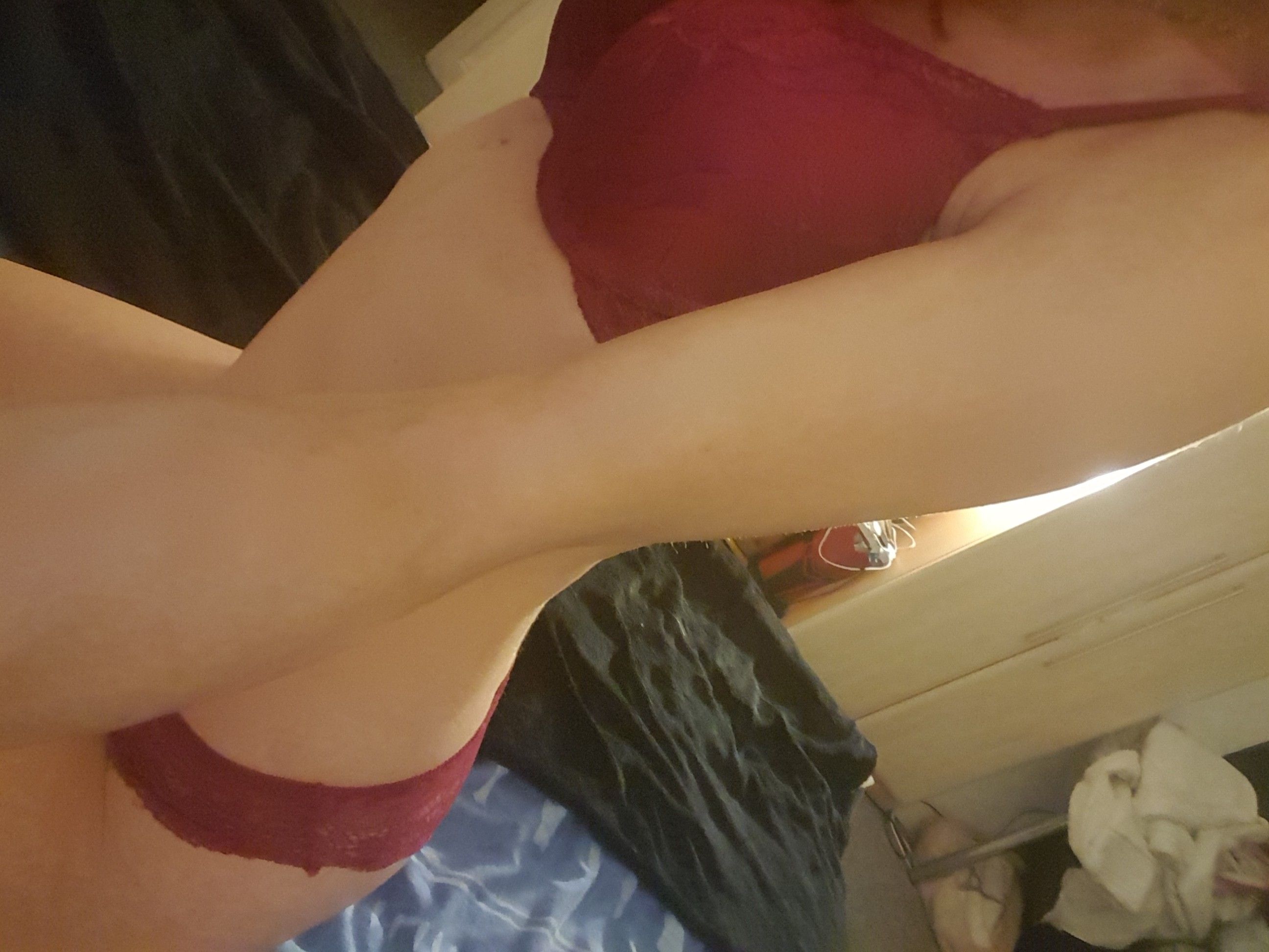 https://cdn.adultwork.com/gallery/G12/8484855.jpg