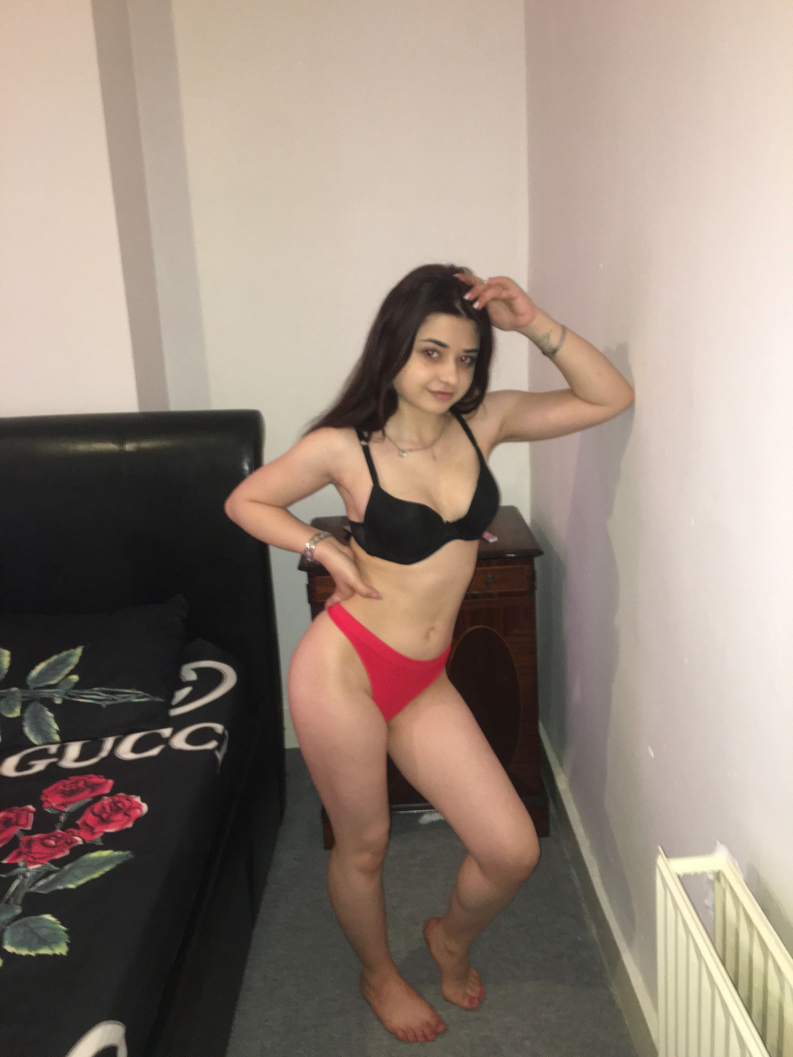 https://cdn.adultwork.com/gallery/G12/8485906.jpg