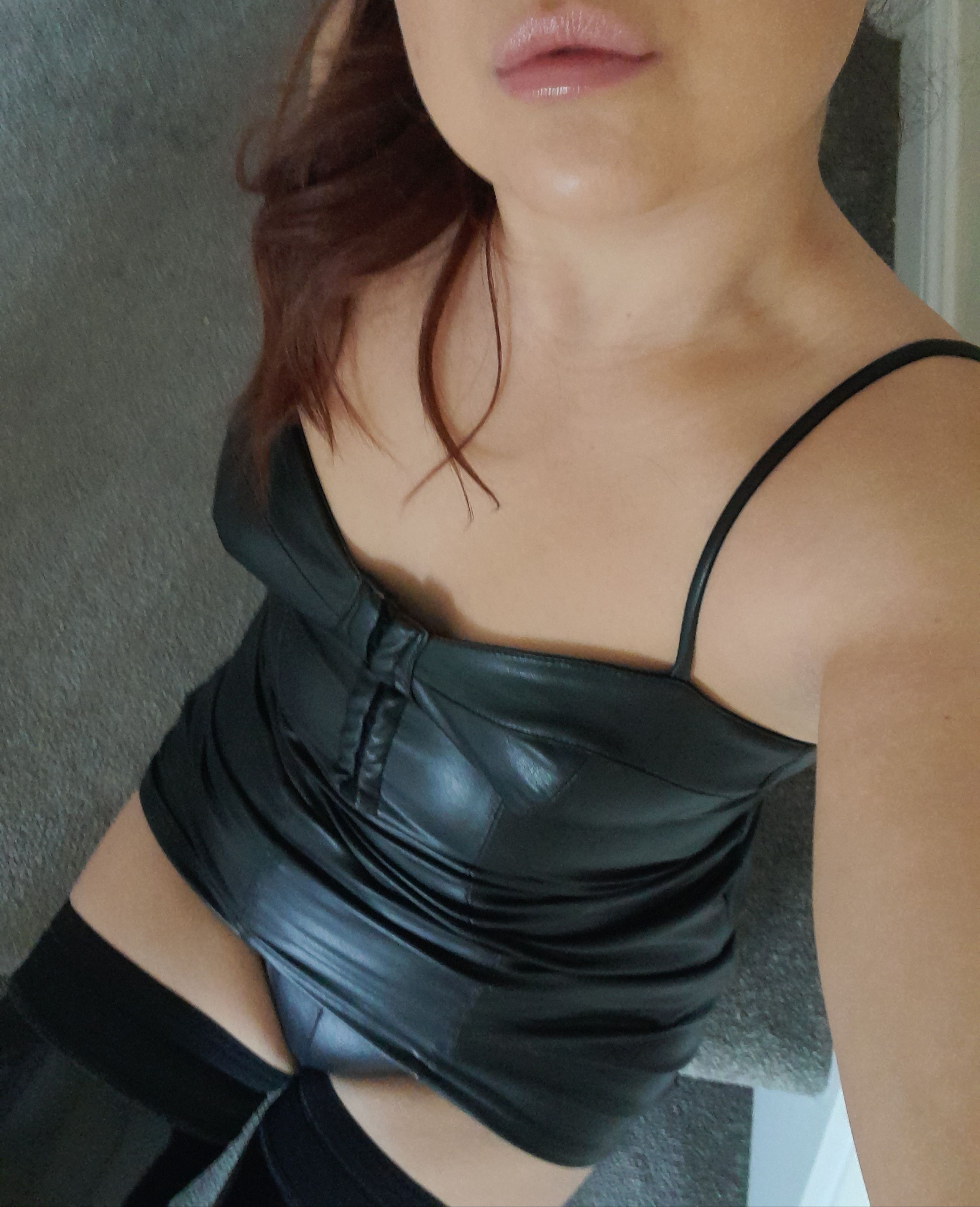 https://cdn.adultwork.com/gallery/G12/8489067.jpg