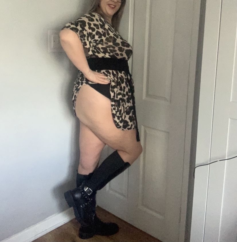 https://cdn.adultwork.com/gallery/G12/8489076.jpg