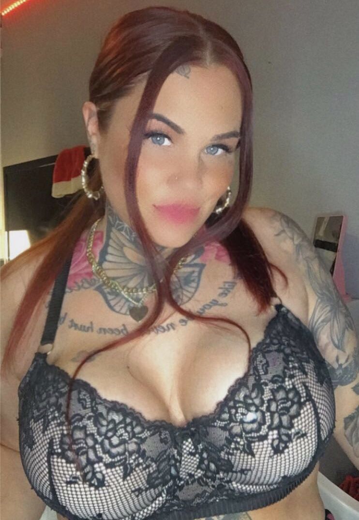 https://cdn.adultwork.com/gallery/G12/8489277.jpg