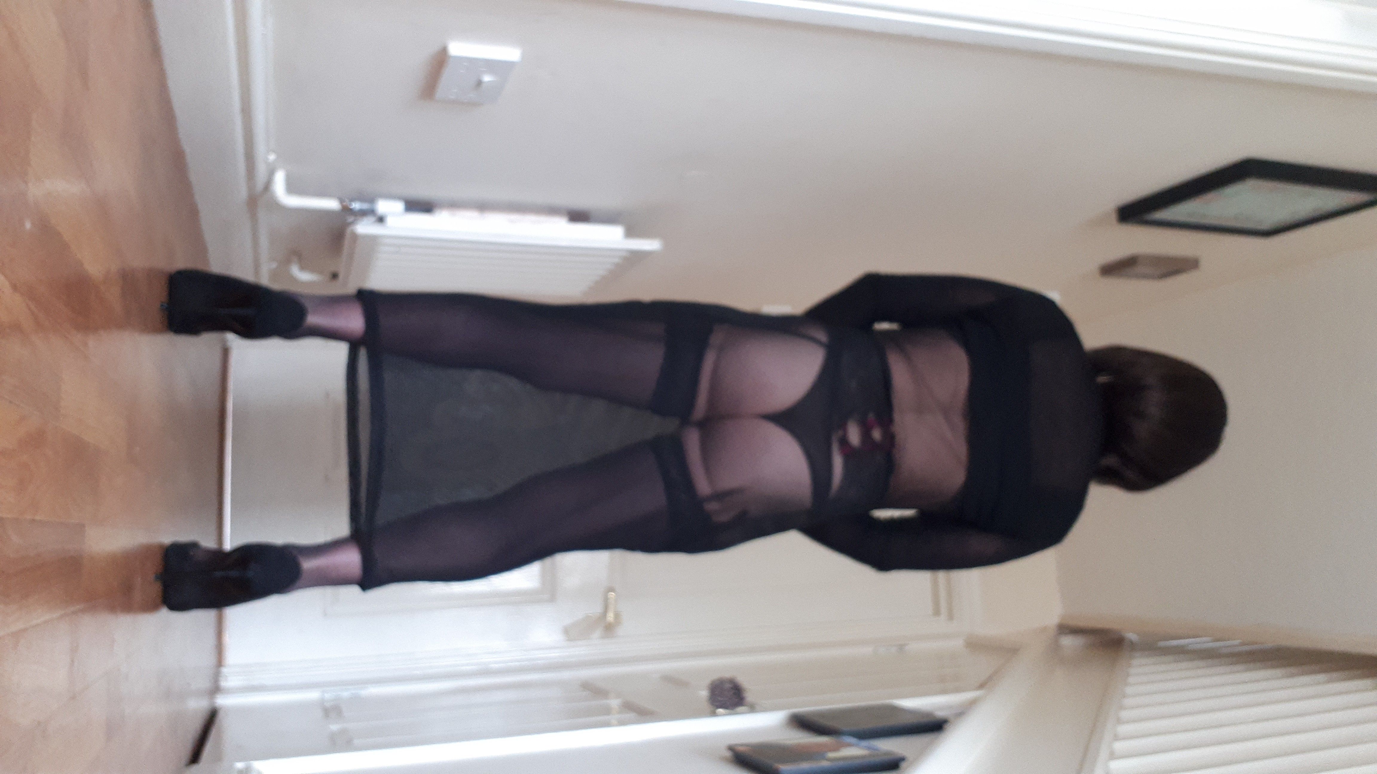 https://cdn.adultwork.com/gallery/G12/8491348.jpg