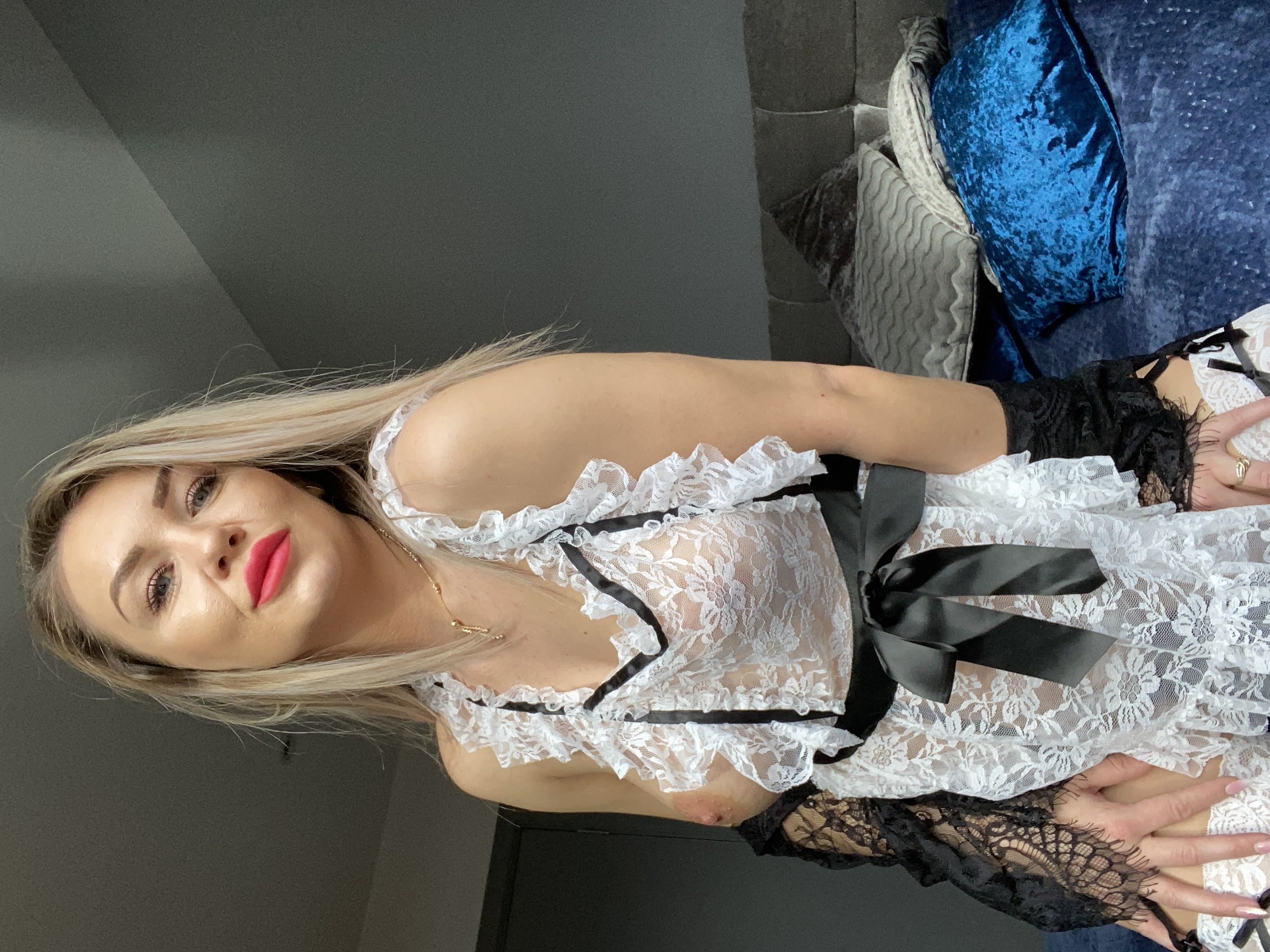 https://cdn.adultwork.com/gallery/G12/8491540.jpg