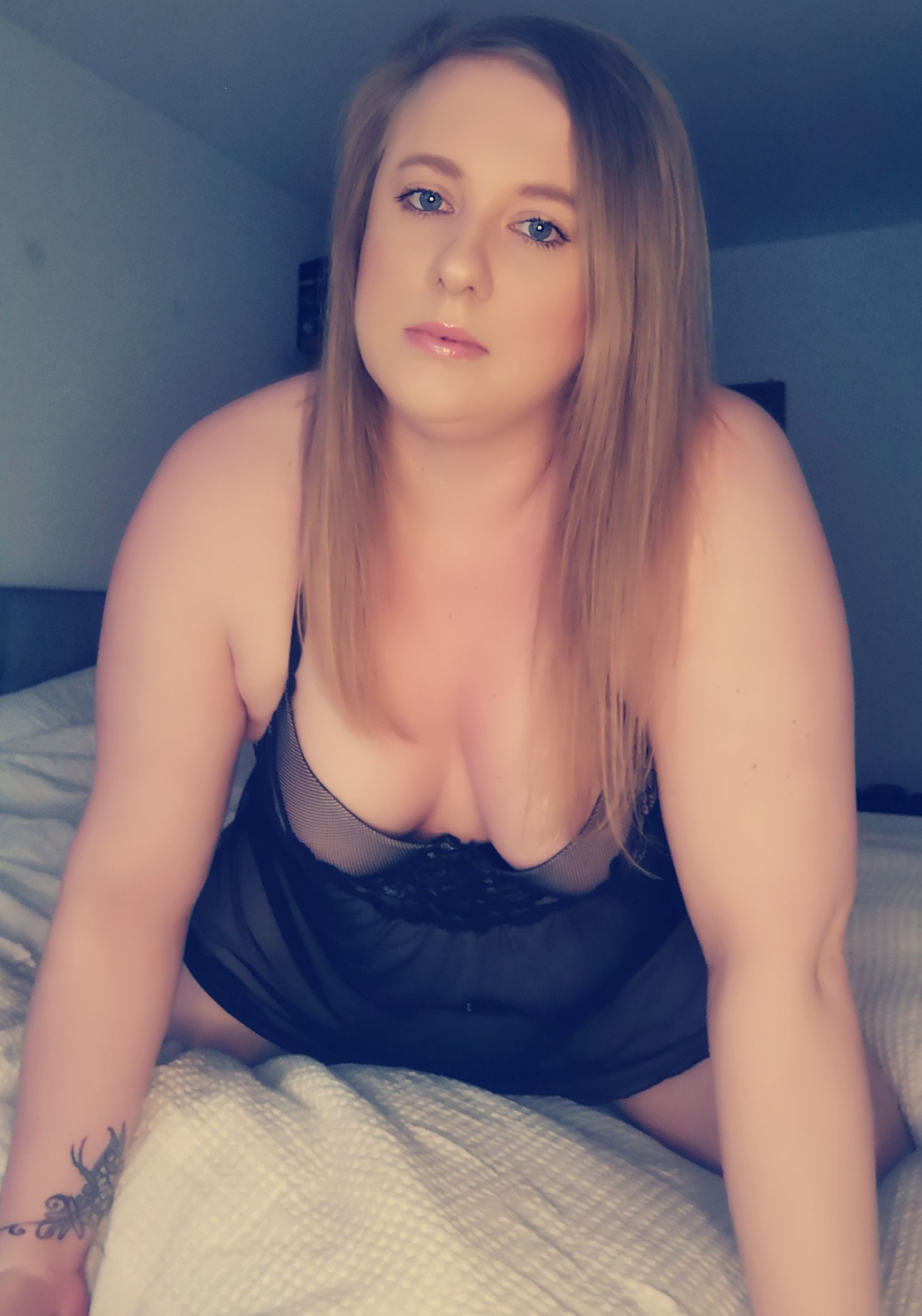 https://cdn.adultwork.com/gallery/G12/8492713.jpg