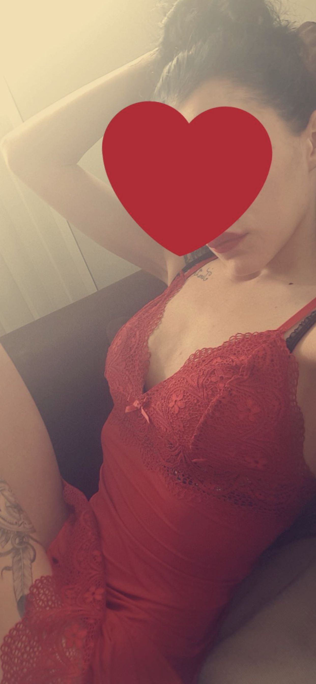 https://cdn.adultwork.com/gallery/G12/8493110.jpg